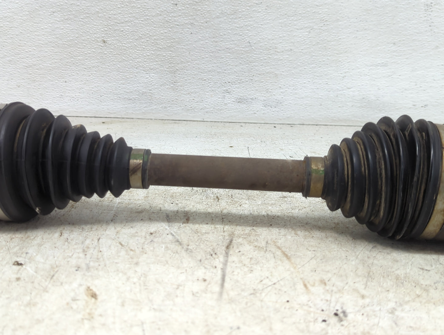 2010-2017 Chevrolet Equinox Axle Shaft Front Driver Cv C/v - Oemusedautoparts1.com