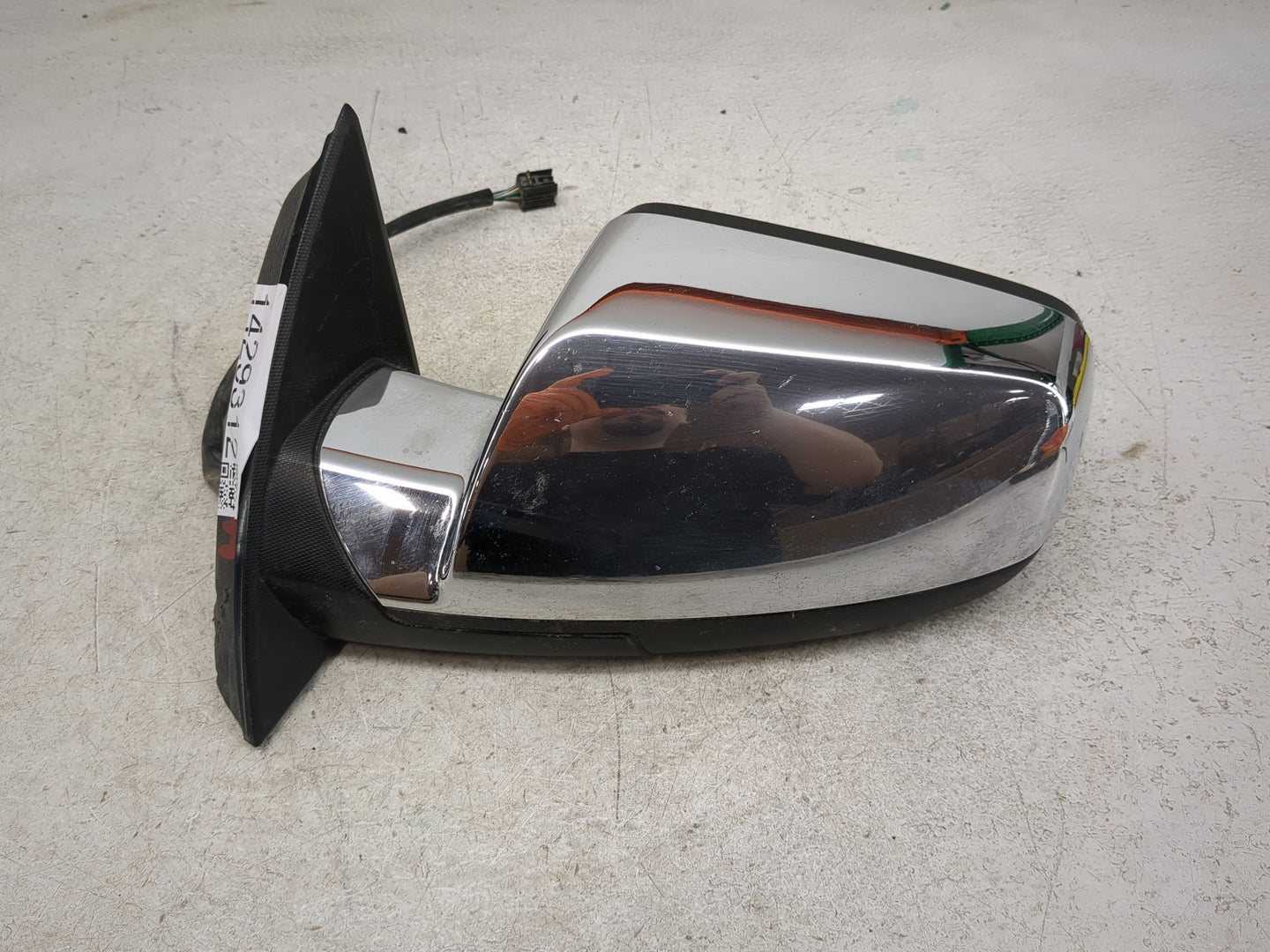 2015-2017 Chevrolet Equinox Driver Side View Mirror - Left Door Mirror OEM Used - Oemusedautoparts1.com