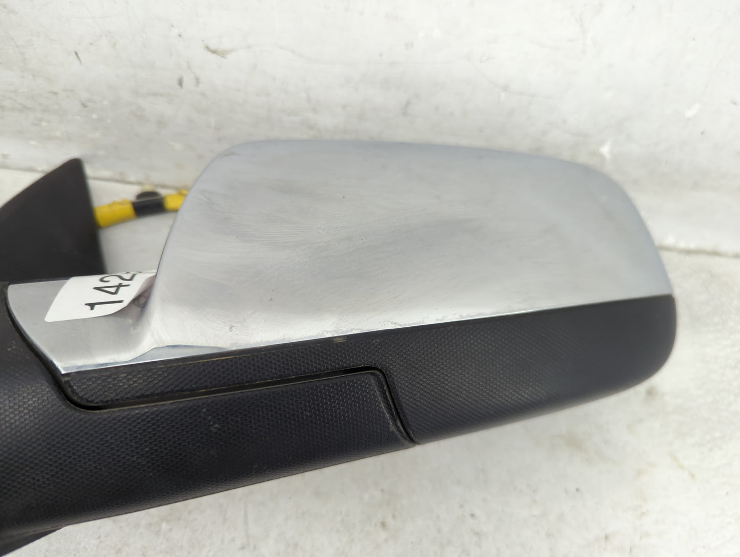 2016-2017 Chevrolet Equinox Driver Side View Mirror - Left Door Mirror OEM Used - Oemusedautoparts1.com