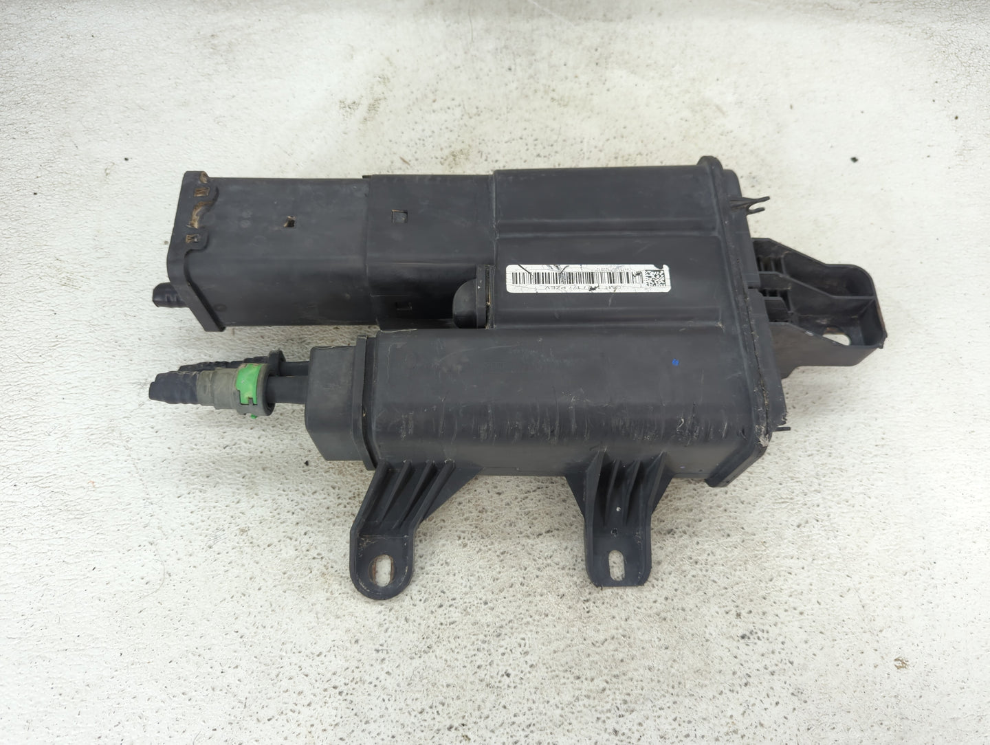 2017 Chevrolet Equinox Fuel Vapor Charcoal Canister 1432030 - Oemusedautoparts1.com