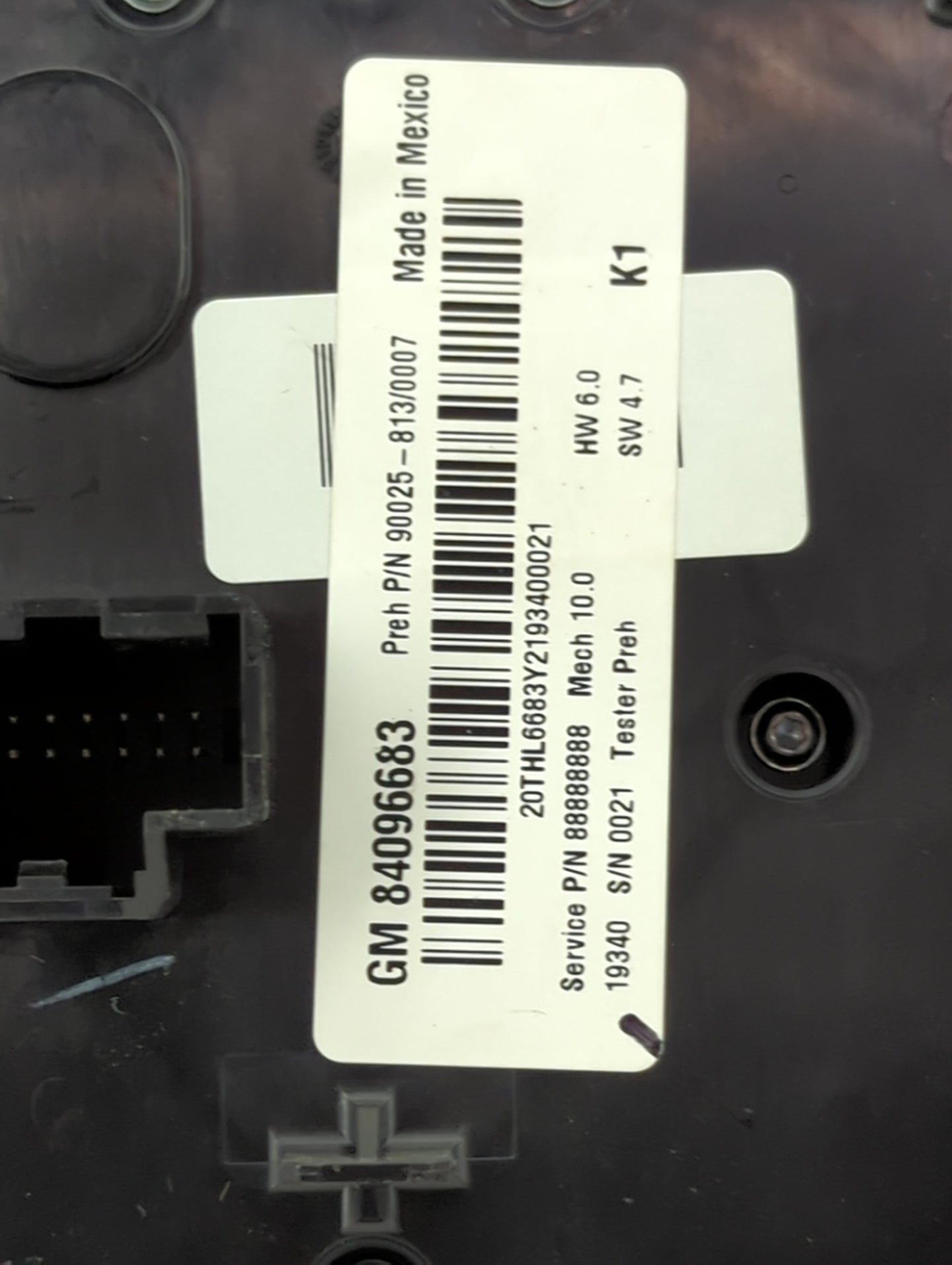 2016-2017 Chevrolet Equinox Radio Control Panel Silver - Oemusedautoparts1.com