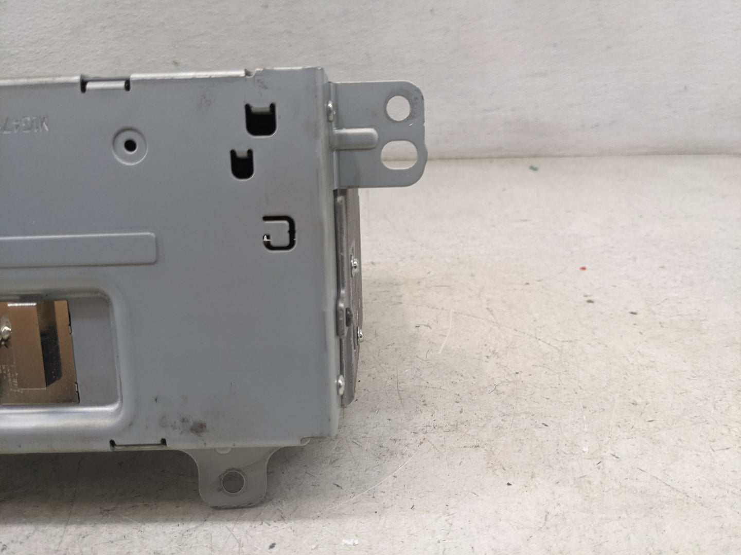 2016-2017 Chevrolet Equinox Radio AM FM Cd Player Receiver Replacement P/N:84064071 GA-130-COLR-NT Fits Fits 2014 2015 2016 