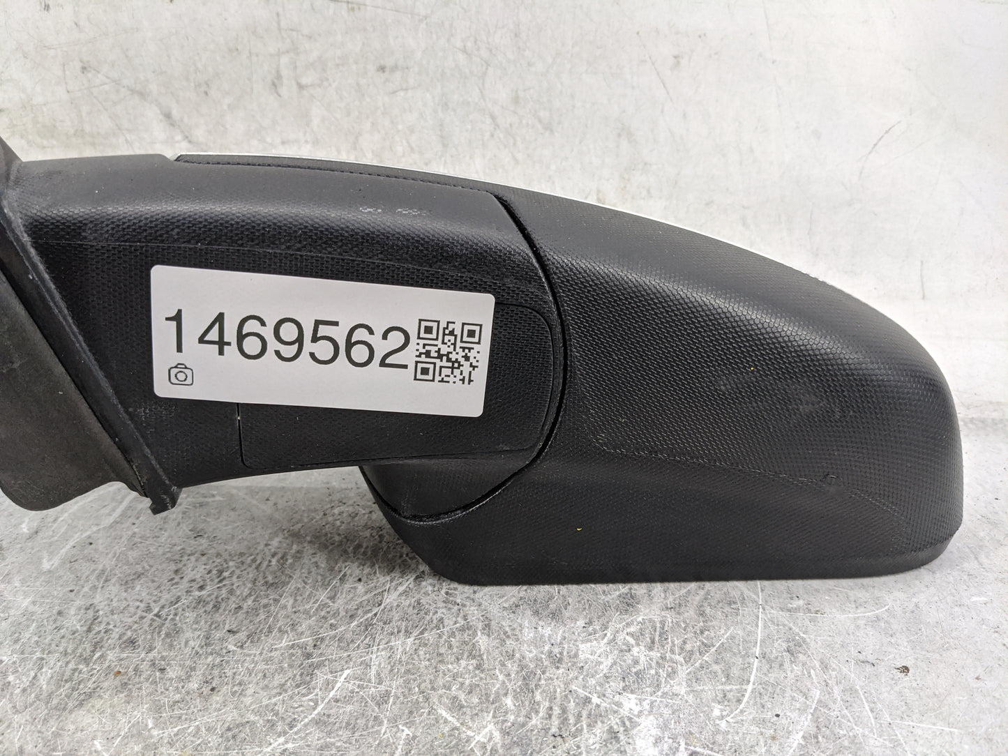 2015-2017 Chevrolet Equinox Passenger Side View Mirror - Right Door Mirror OEM Used - Oemusedautoparts1.com