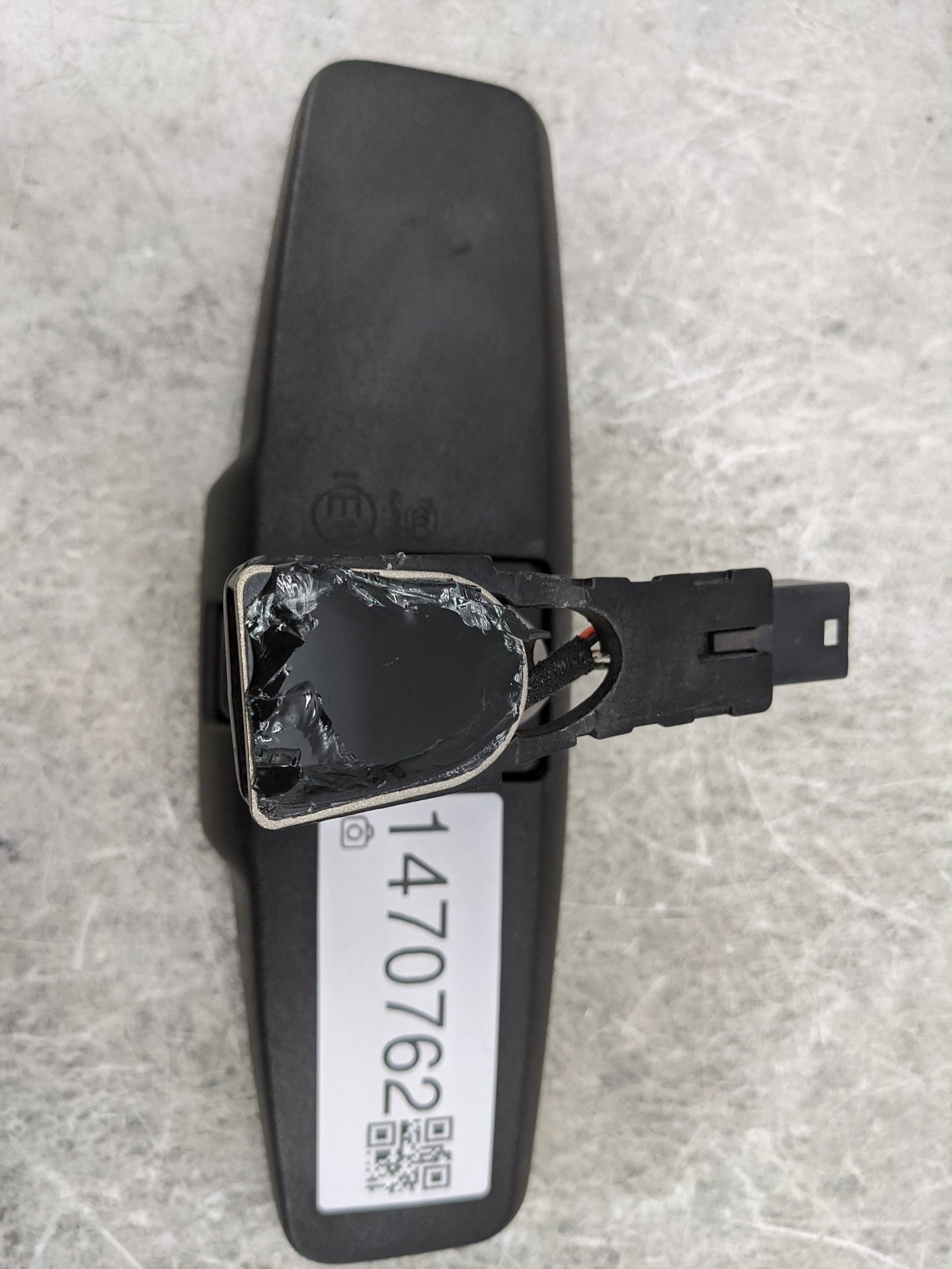 2012-2017 Chevrolet Equinox Interior Rear View Mirror Replacement OEM P/N:046392 026392 Fits OEM Used Auto Parts - Oemusedau