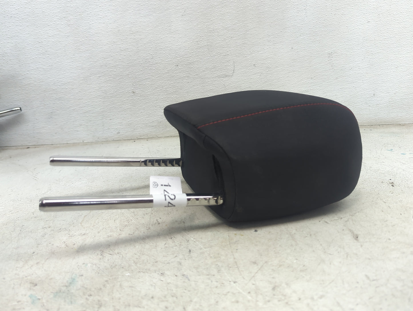 2017 Chevrolet Equinox Headrest Head Rest Rear Seat Fits OEM Used Auto Parts - Oemusedautoparts1.com
