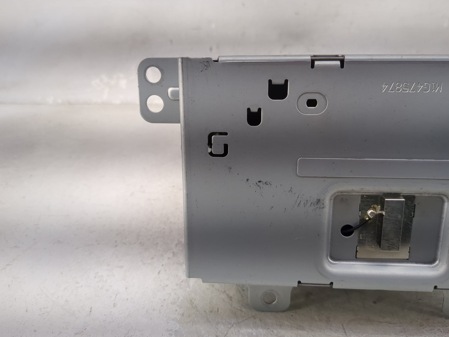 2016-2017 Chevrolet Equinox Radio AM FM Cd Player Receiver Replacement P/N:84064074 GA-130-COLR-NT Fits Fits 2016 2017 OEM U