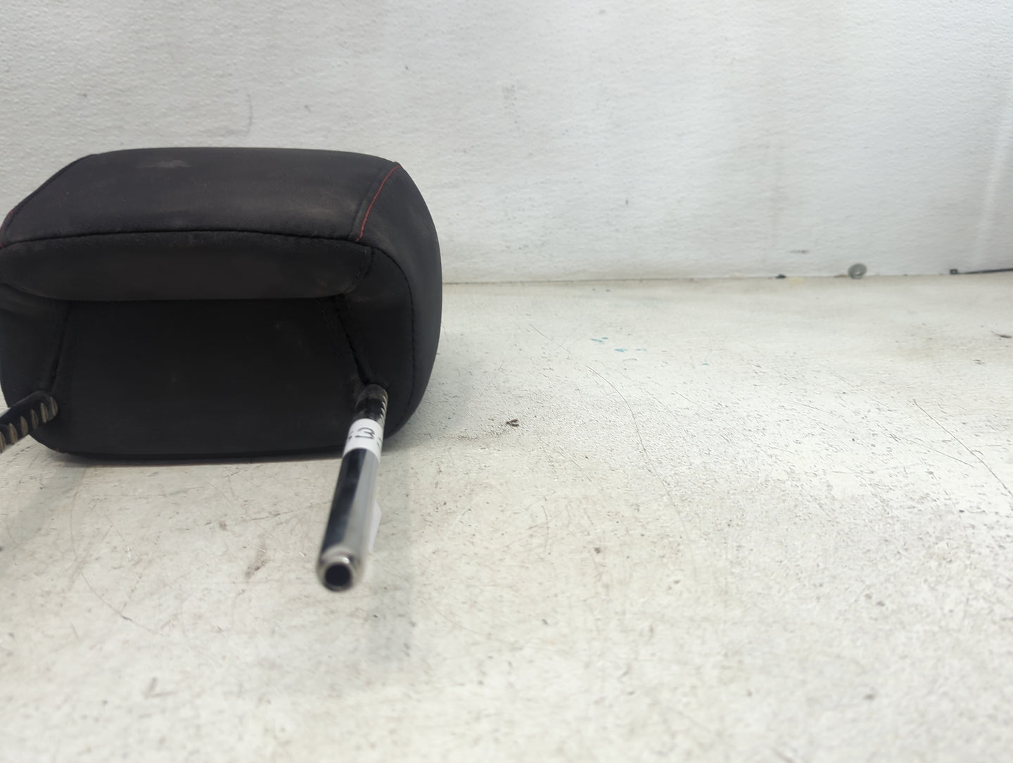 2017 Chevrolet Equinox Headrest Head Rest Front Driver Passenger Seat Fits OEM Used Auto Parts - Oemusedautoparts1.com