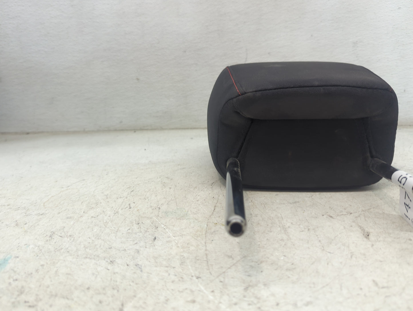 2017 Chevrolet Equinox Headrest Head Rest Front Driver Passenger Seat Fits OEM Used Auto Parts - Oemusedautoparts1.com