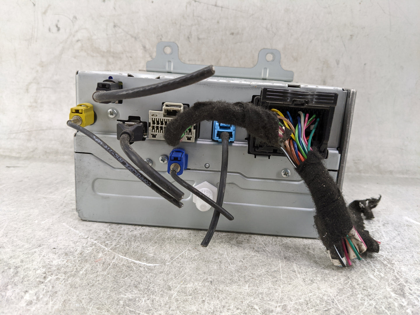 2016-2017 Chevrolet Equinox Radio AM FM Cd Player Receiver Replacement P/N:84064071 GA-130-COLR-NT Fits Fits 2014 2015 2016 