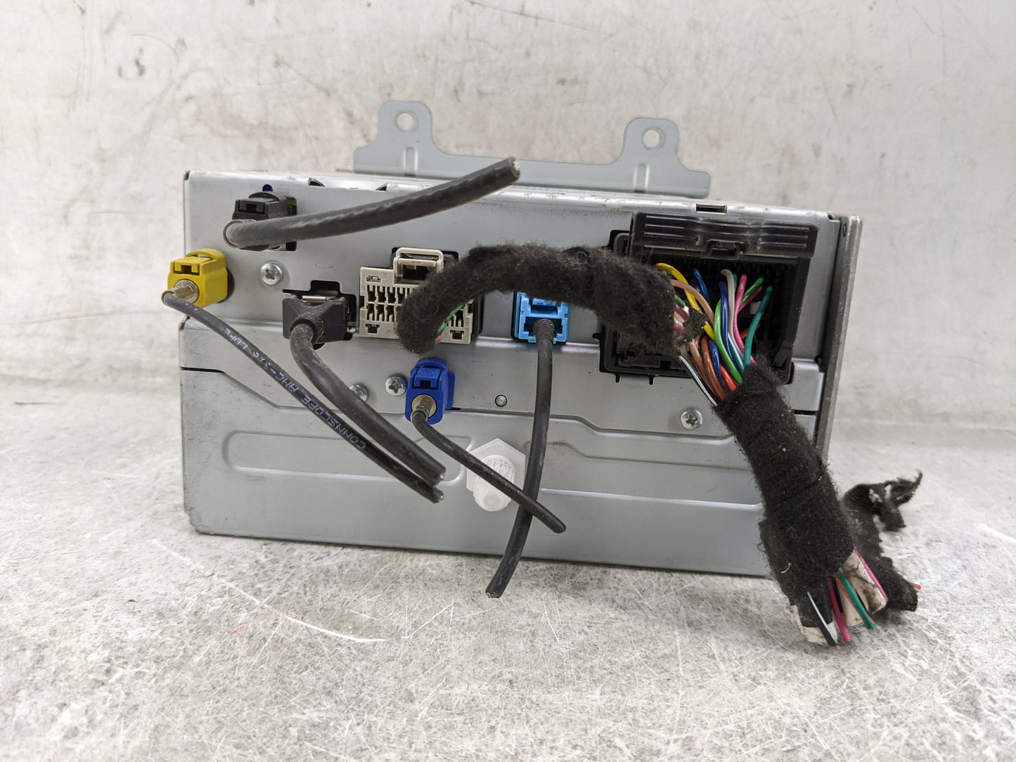 2016-2017 Chevrolet Equinox Radio AM FM Cd Player Receiver Replacement P/N:84064071 GA-130-COLR-NT Fits Fits 2014 2015 2016 