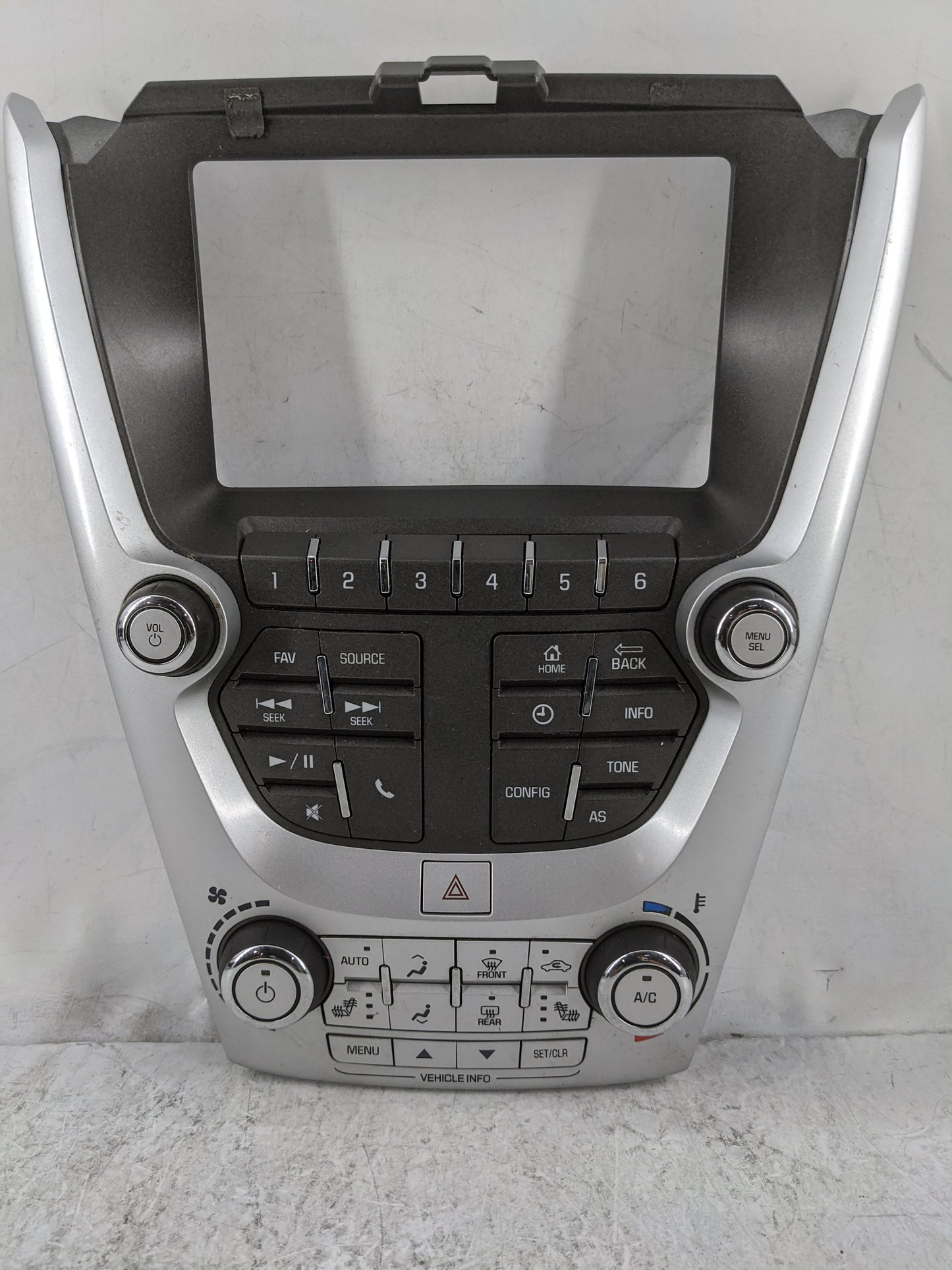 2016-2017 Chevrolet Equinox Radio Control Panel 1478277 - Oemusedautoparts1.com