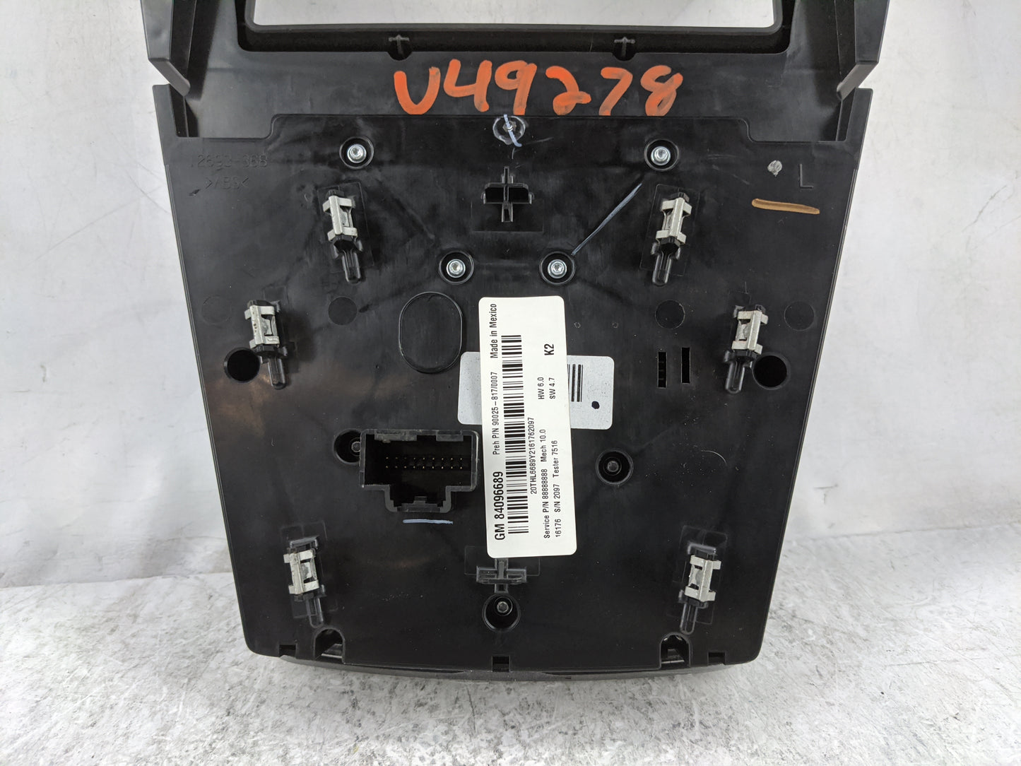 2016-2017 Chevrolet Equinox Radio Control Panel 1478277 - Oemusedautoparts1.com