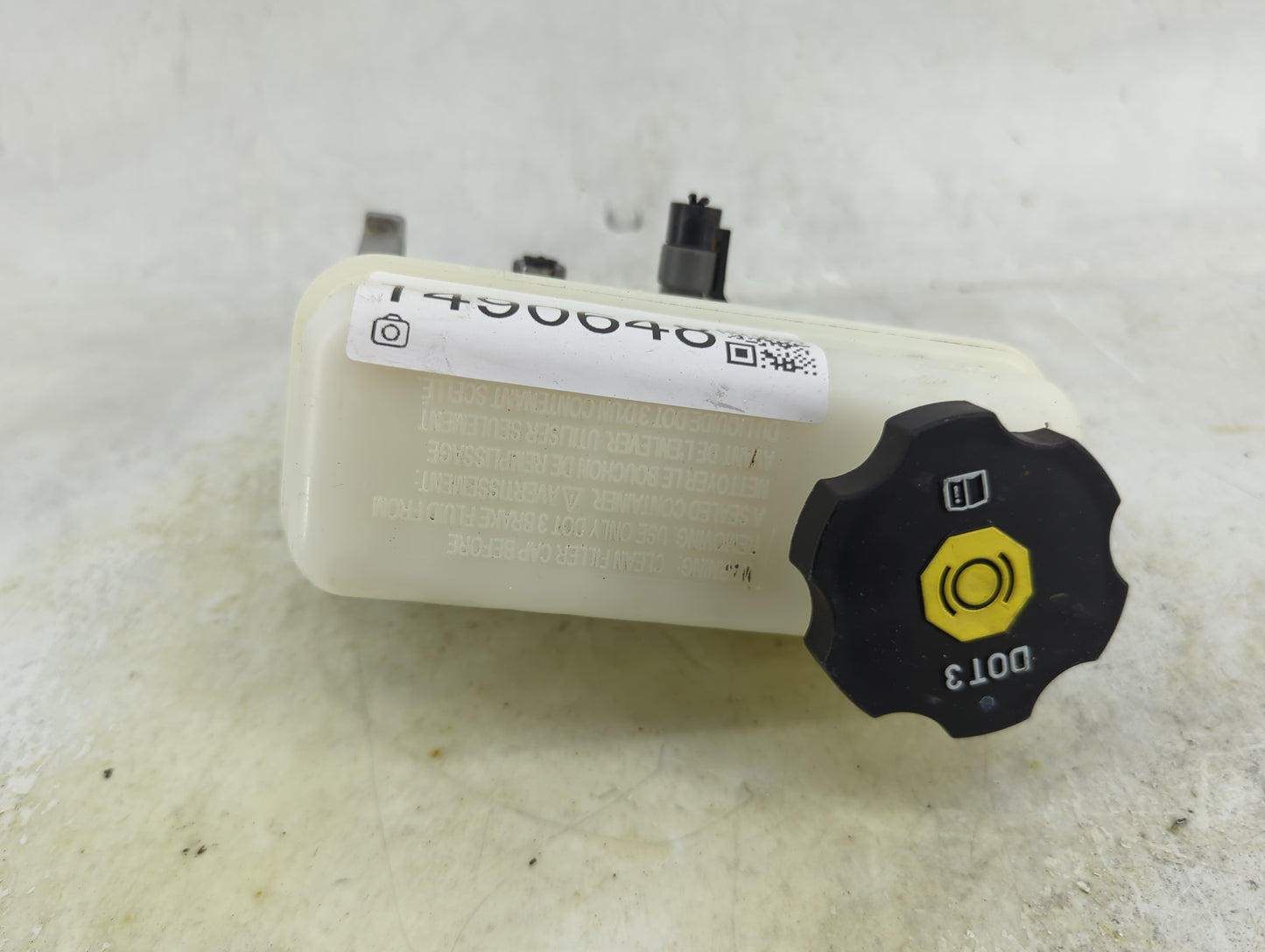 2011-2017 Chevrolet Equinox Brake Master Cylinder 1490648 - Oemusedautoparts1.com