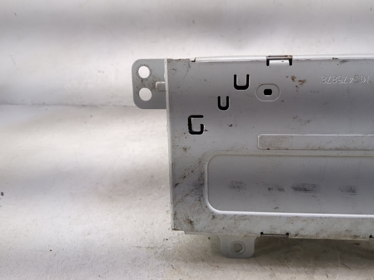 2016-2017 Chevrolet Equinox Radio AM FM Cd Player Receiver Replacement P/N:84064076 654663145, 20NNN349 Fits Fits 2016 2017 