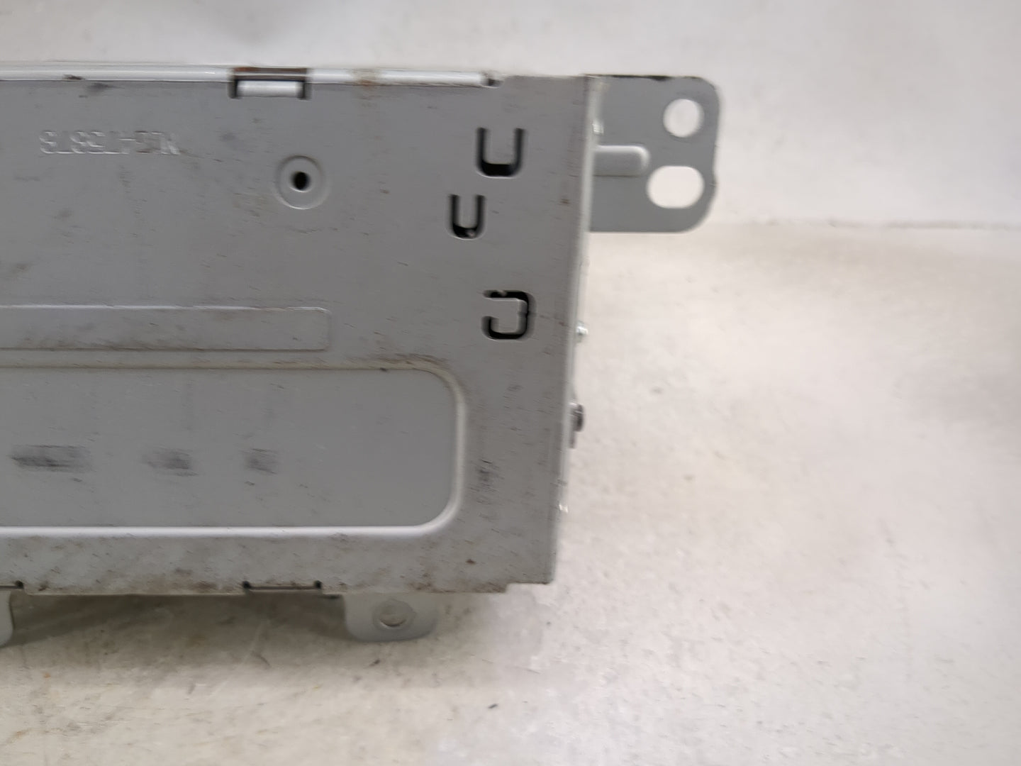 2016-2017 Chevrolet Equinox Radio AM FM Cd Player Receiver Replacement P/N:84064076 654663145, 20NNN349 Fits Fits 2016 2017 