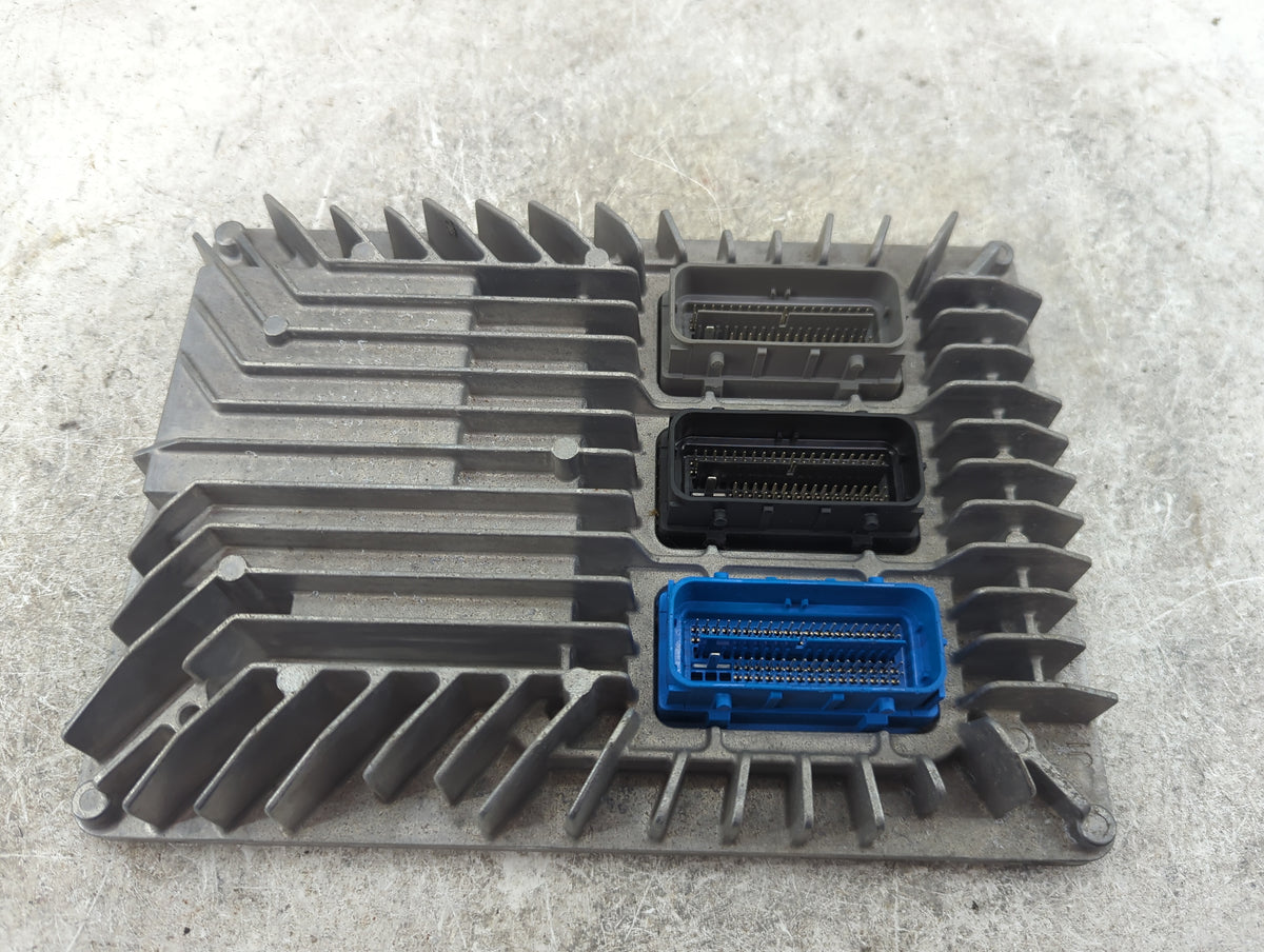 2017 Chevrolet Equinox PCM Engine Control Computer ECU ECM PCU OEM P/N:12667002 12670801, E39A, ACAB Fits Fits 2018 2019 202
