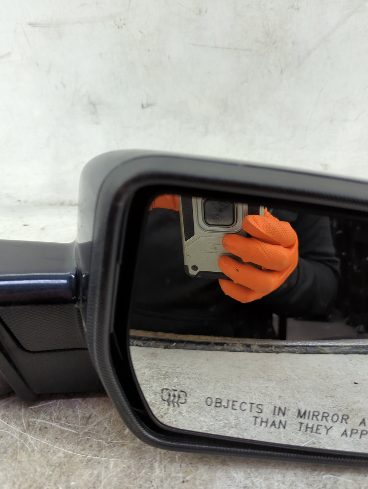 2016-2017 Chevrolet Equinox Passenger Side View Mirror - Right Door Mirror OEM Used - Oemusedautoparts1.com