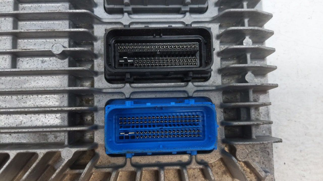 2017 Chevrolet Equinox PCM Engine Control Computer ECU ECM PCU OEM P/N:12666070 12667189, 12685918, 12670801 Fits Fits 2018 