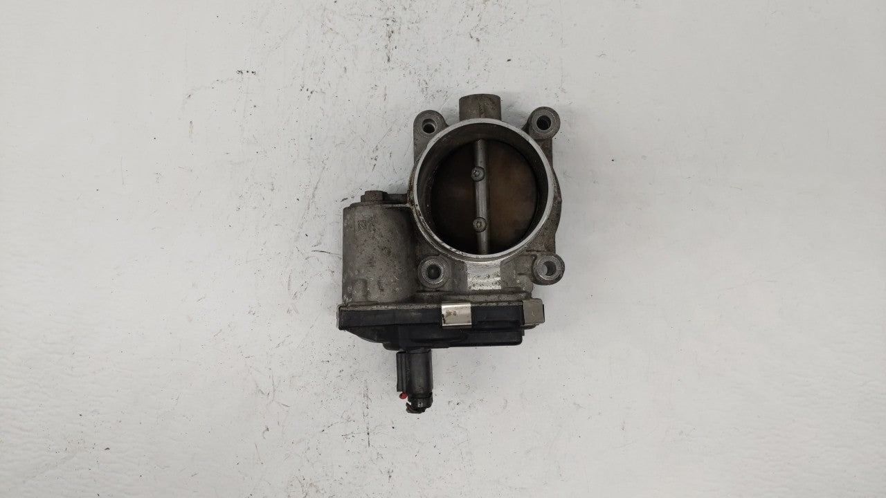 2016-2017 Chevrolet Equinox Throttle Body P/N:12632101CA 12669146AA, 12670834AA Fits Fits 2016 2017 OEM Used Auto Parts - Oe