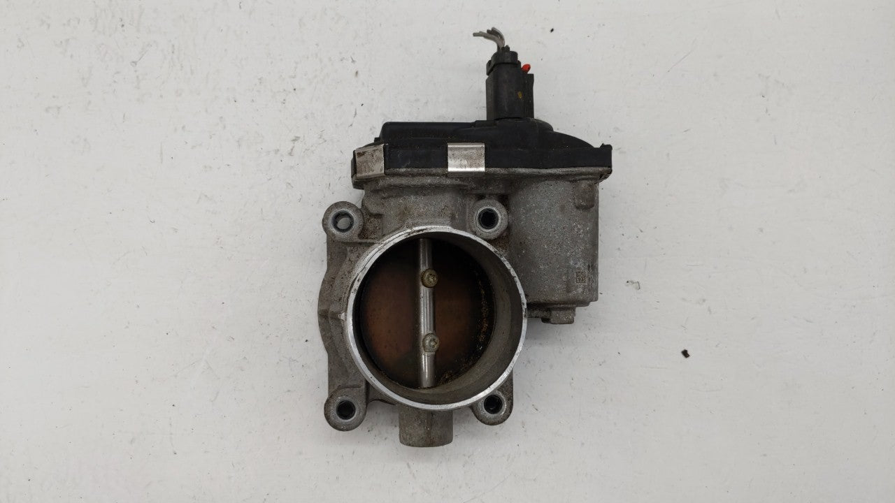 2016-2017 Chevrolet Equinox Throttle Body P/N:12632101CA 12669146AA, 12670834AA Fits Fits 2016 2017 OEM Used Auto Parts - Oe