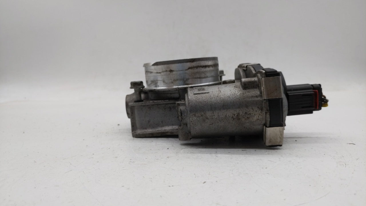 2016-2017 Chevrolet Equinox Throttle Body P/N:12632101CA 12669146AA, 12670834AA Fits Fits 2016 2017 OEM Used Auto Parts - Oe