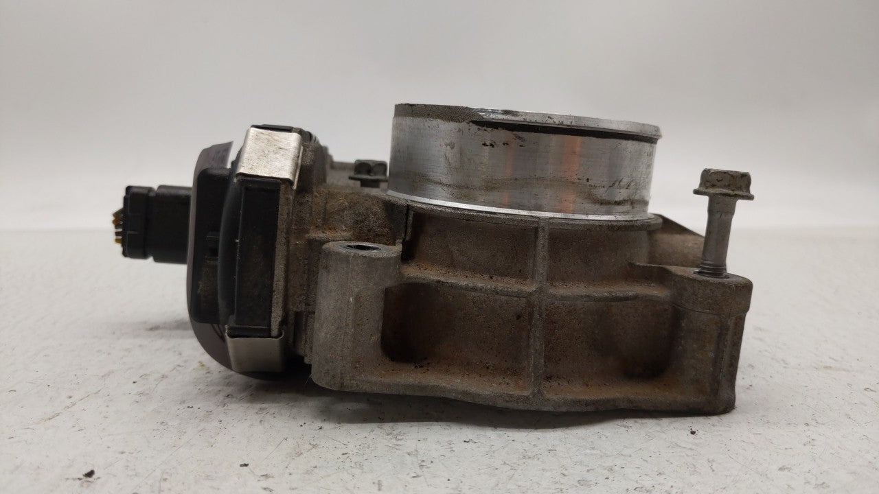 2016-2017 Chevrolet Equinox Throttle Body P/N:12632101CA 12669146AA, 12670834AA Fits Fits 2016 2017 OEM Used Auto Parts - Oe