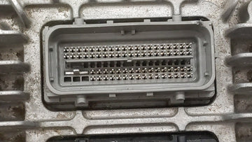 2017 Chevrolet Equinox PCM Engine Control Computer ECU ECM PCU OEM P/N:12666068 12667002, 12666070, 12667189 Fits Fits 2018 2019 OEM Used Auto Parts