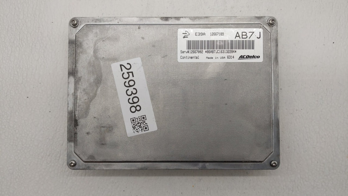 2017 Chevrolet Equinox PCM Engine Control Computer ECU ECM PCU OEM P/N:12666068 12667002, 12666070, 12667189 Fits 2018 2019 