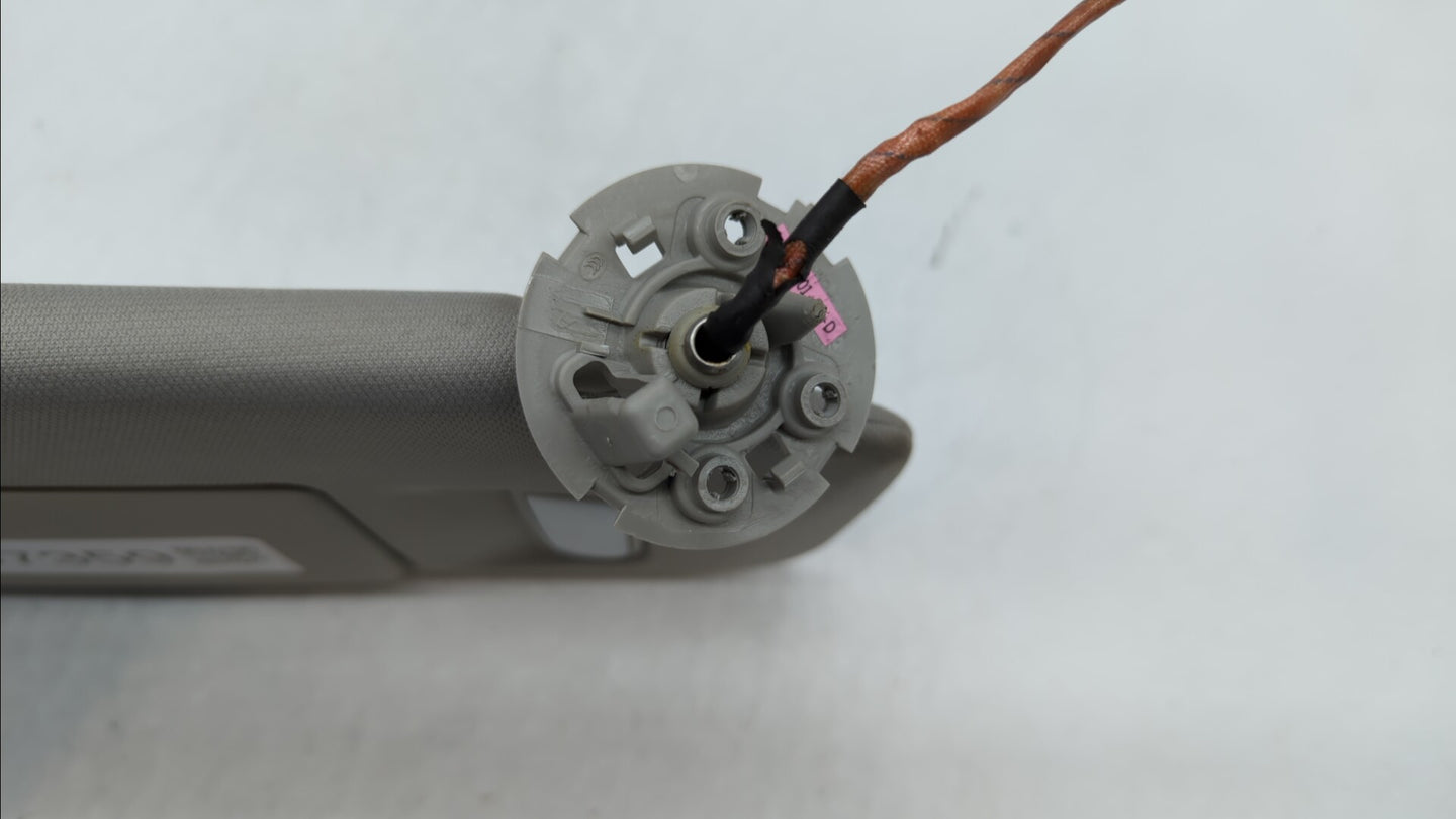 2010-2017 Chevrolet Equinox Sun Visor Shade Replacement Passenger Right Mirror Fits Fits 2010 2011 2012 2013 2014 2015 2016 