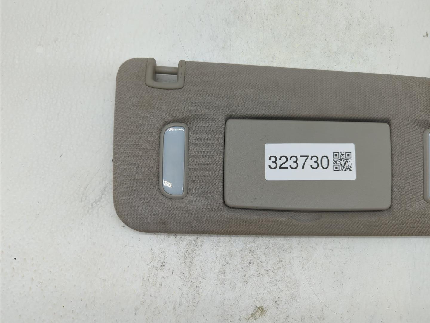 2010-2017 Chevrolet Equinox Sun Visor Shade Replacement Passenger Right Mirror Fits Fits 2010 2011 2012 2013 2014 2015 2016 