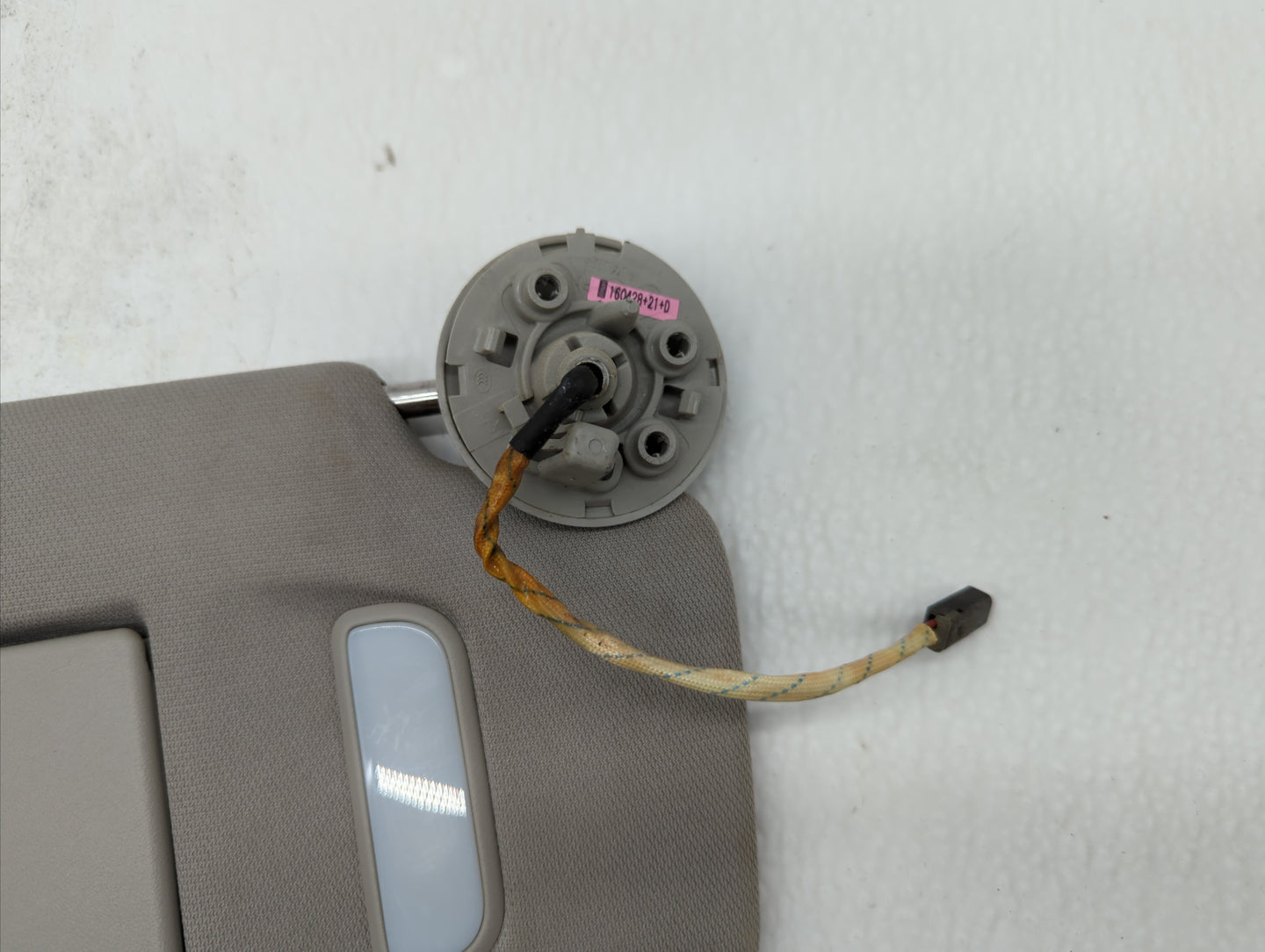 2010-2017 Chevrolet Equinox Sun Visor Shade Replacement Passenger Right Mirror Fits Fits 2010 2011 2012 2013 2014 2015 2016 