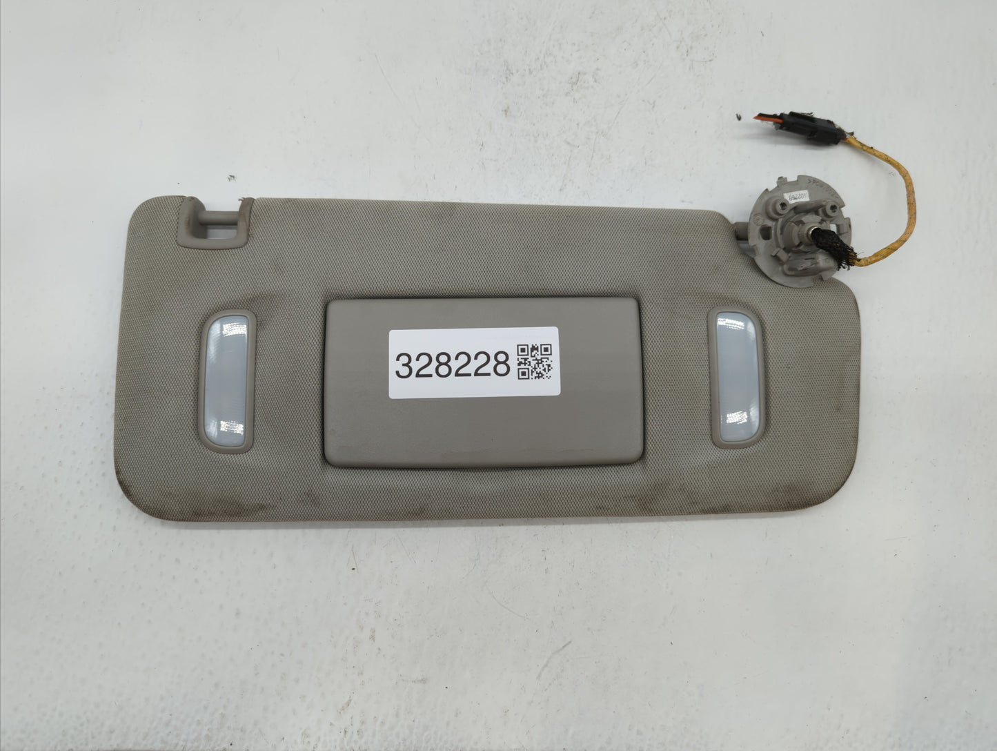 2010-2017 Chevrolet Equinox Sun Visor Shade Replacement Passenger Right Mirror Fits Fits 2010 2011 2012 2013 2014 2015 2016 