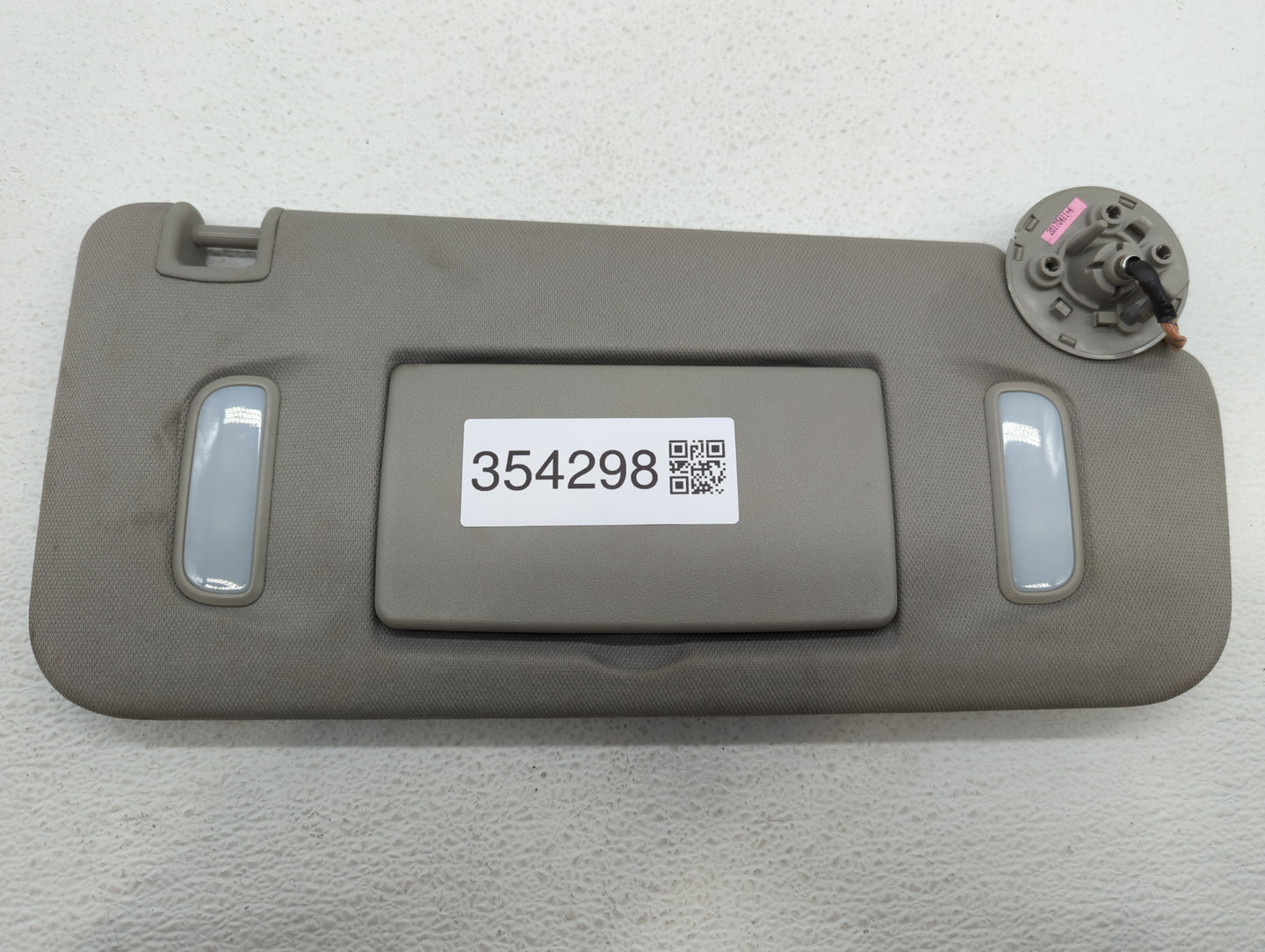 2010-2017 Chevrolet Equinox Sun Visor Shade Replacement Passenger Right Mirror Fits Fits 2010 2011 2012 2013 2014 2015 2016 