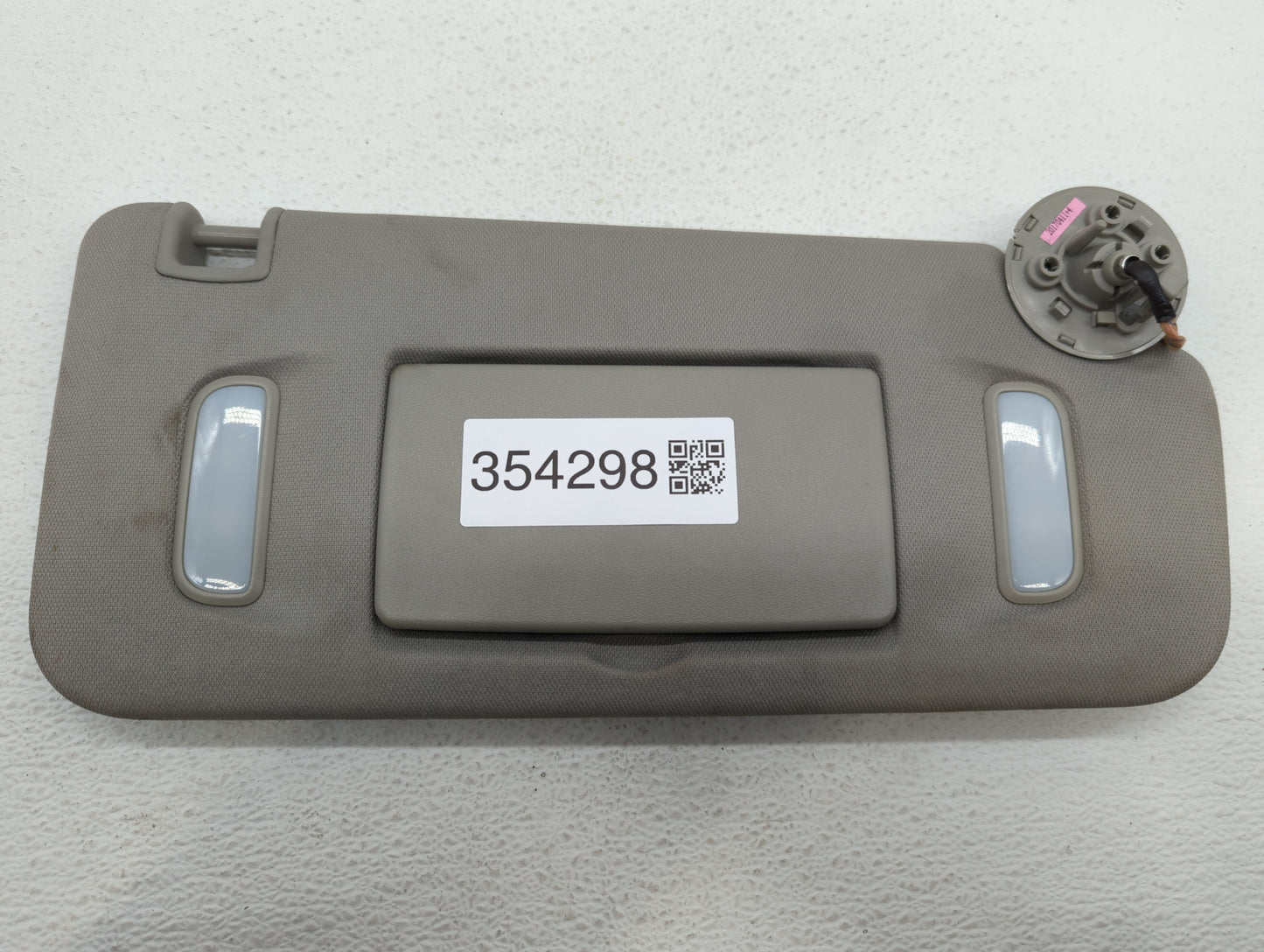 2010-2017 Chevrolet Equinox Sun Visor Shade Replacement Passenger Right Mirror Fits Fits 2010 2011 2012 2013 2014 2015 2016 