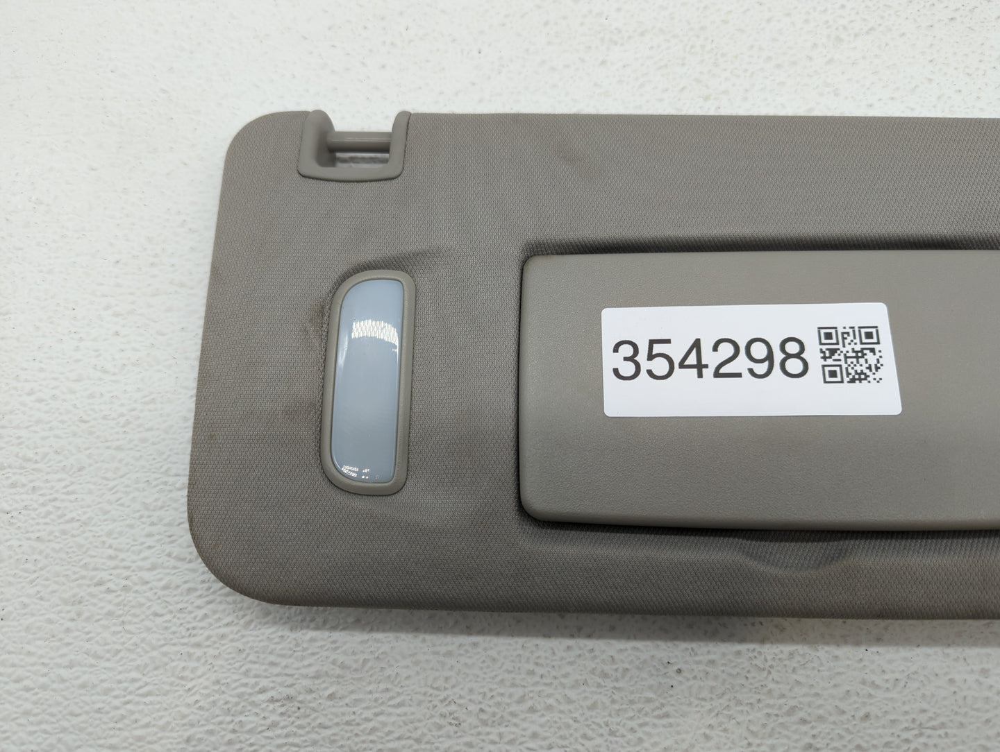 2010-2017 Chevrolet Equinox Sun Visor Shade Replacement Passenger Right Mirror Fits Fits 2010 2011 2012 2013 2014 2015 2016 