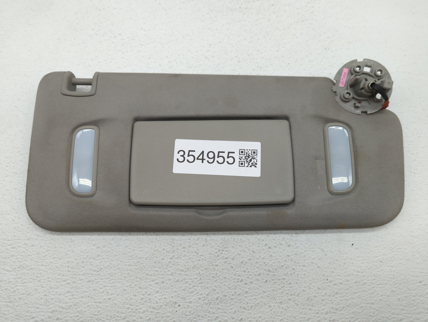 2010-2017 Chevrolet Equinox Sun Visor Shade Replacement Passenger Right Mirror Fits Fits 2010 2011 2012 2013 2014 2015 2016 