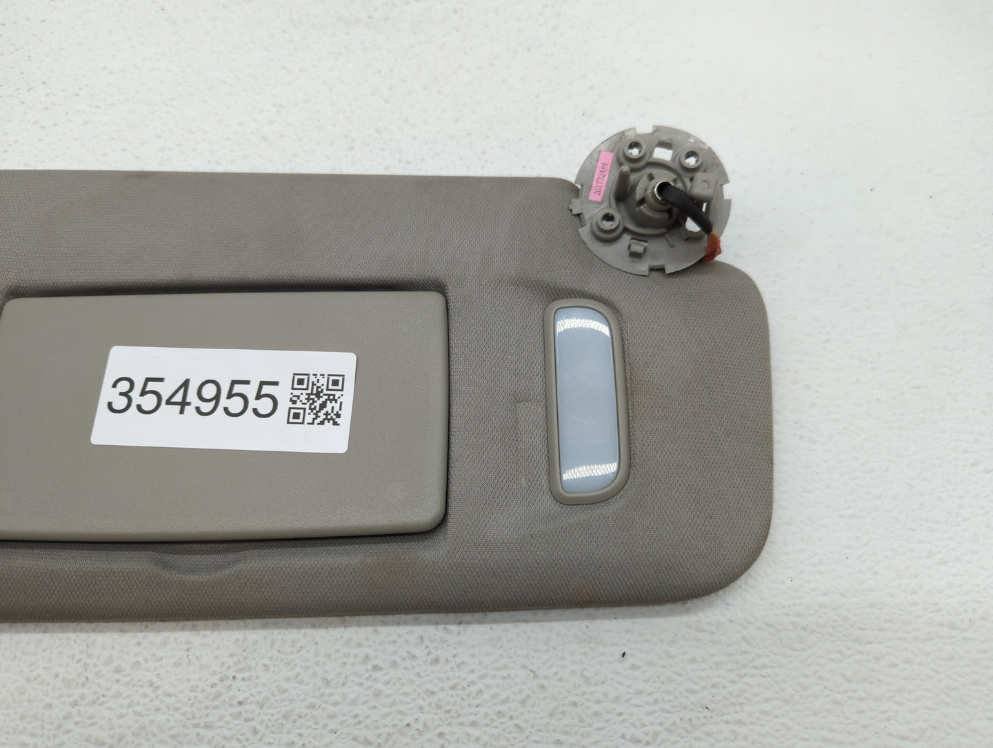 2010-2017 Chevrolet Equinox Sun Visor Shade Replacement Passenger Right Mirror Fits Fits 2010 2011 2012 2013 2014 2015 2016 