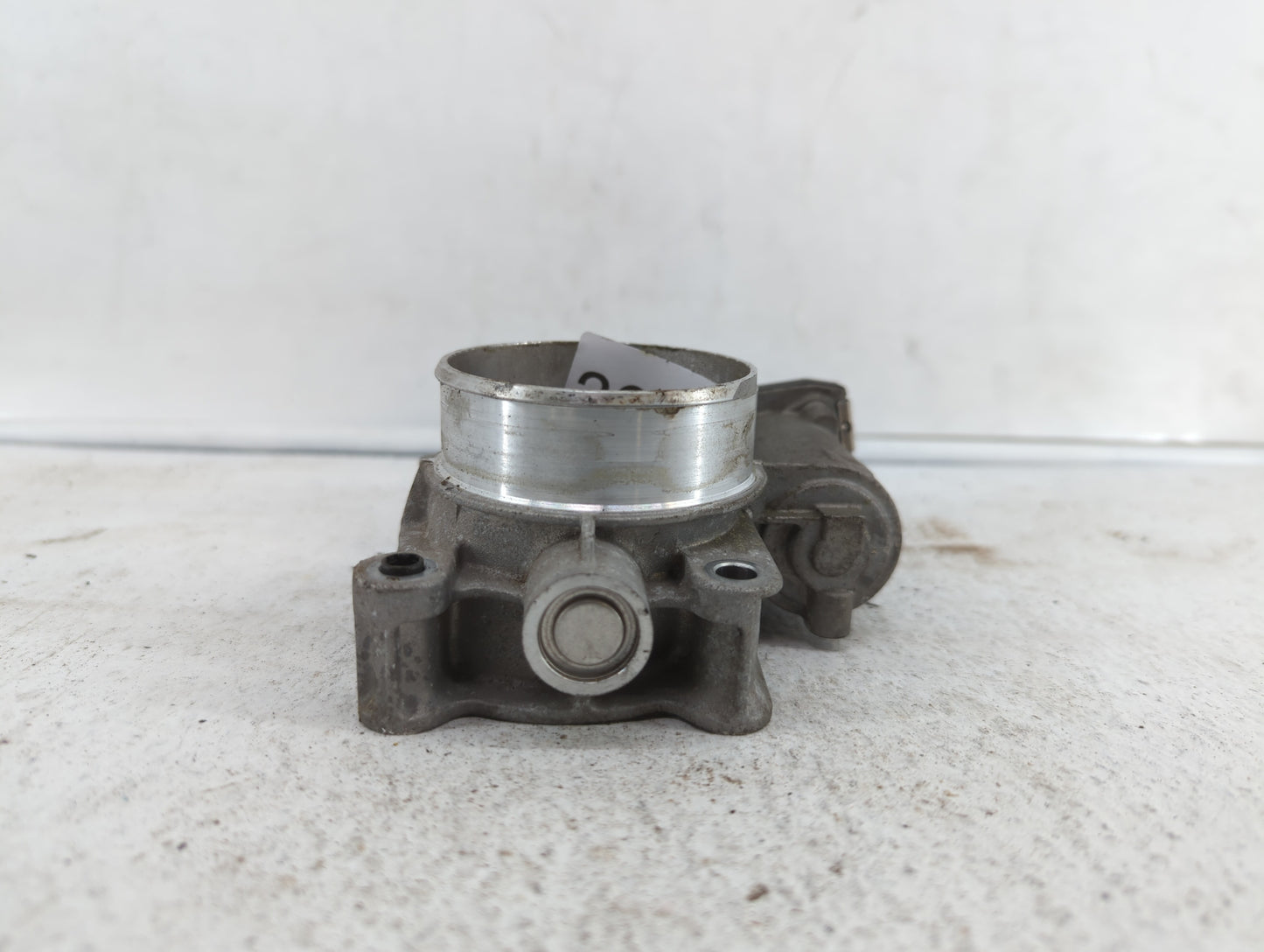 2016-2017 Chevrolet Equinox Throttle Body P/N:12632101CA 12669146AA, 12670834AA Fits Fits 2016 2017 OEM Used Auto Parts - Oe