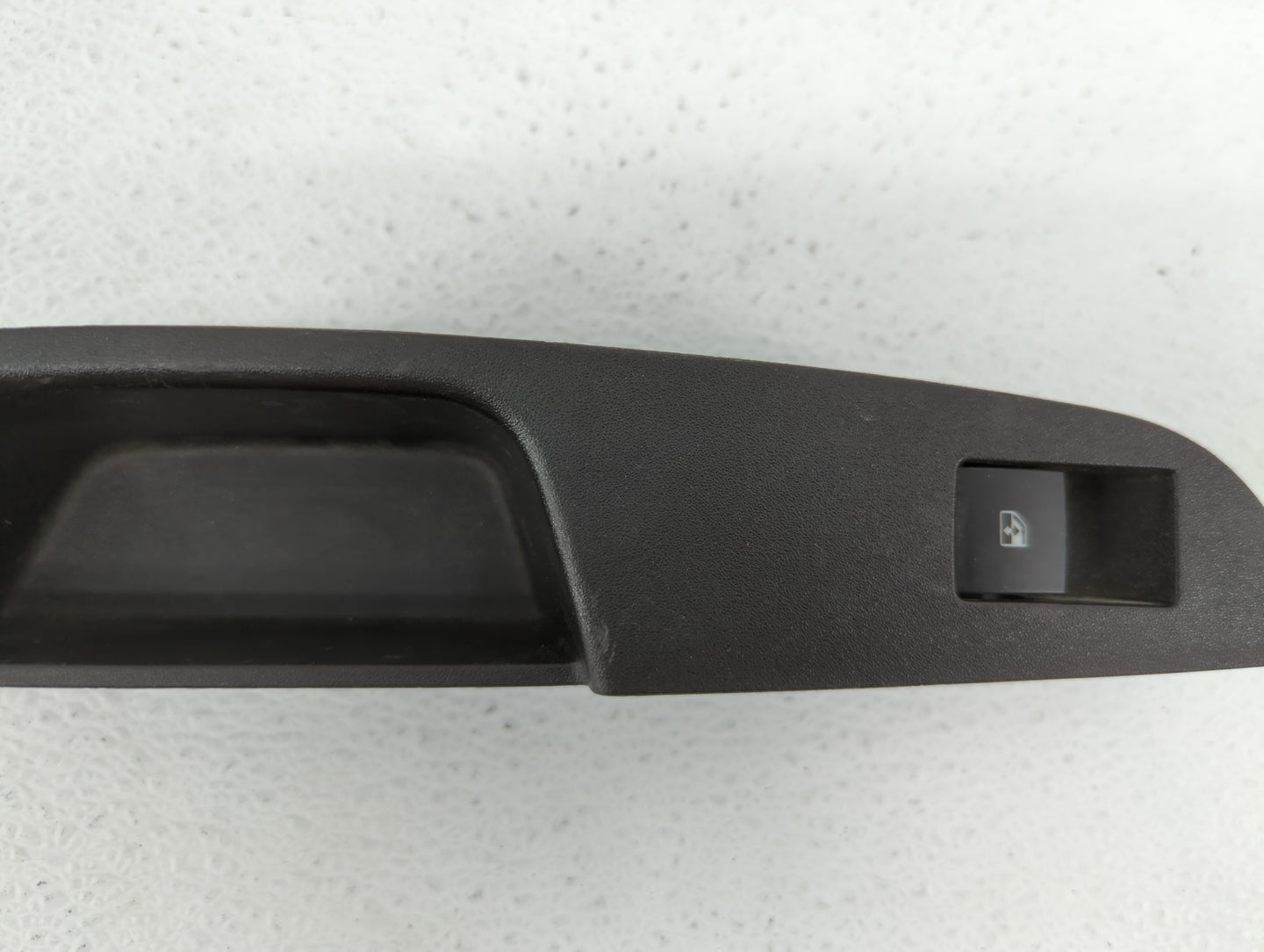 2017 Chevrolet Equinox Passenger Right Power Window Switch 20933566 - Oemusedautoparts1.com
