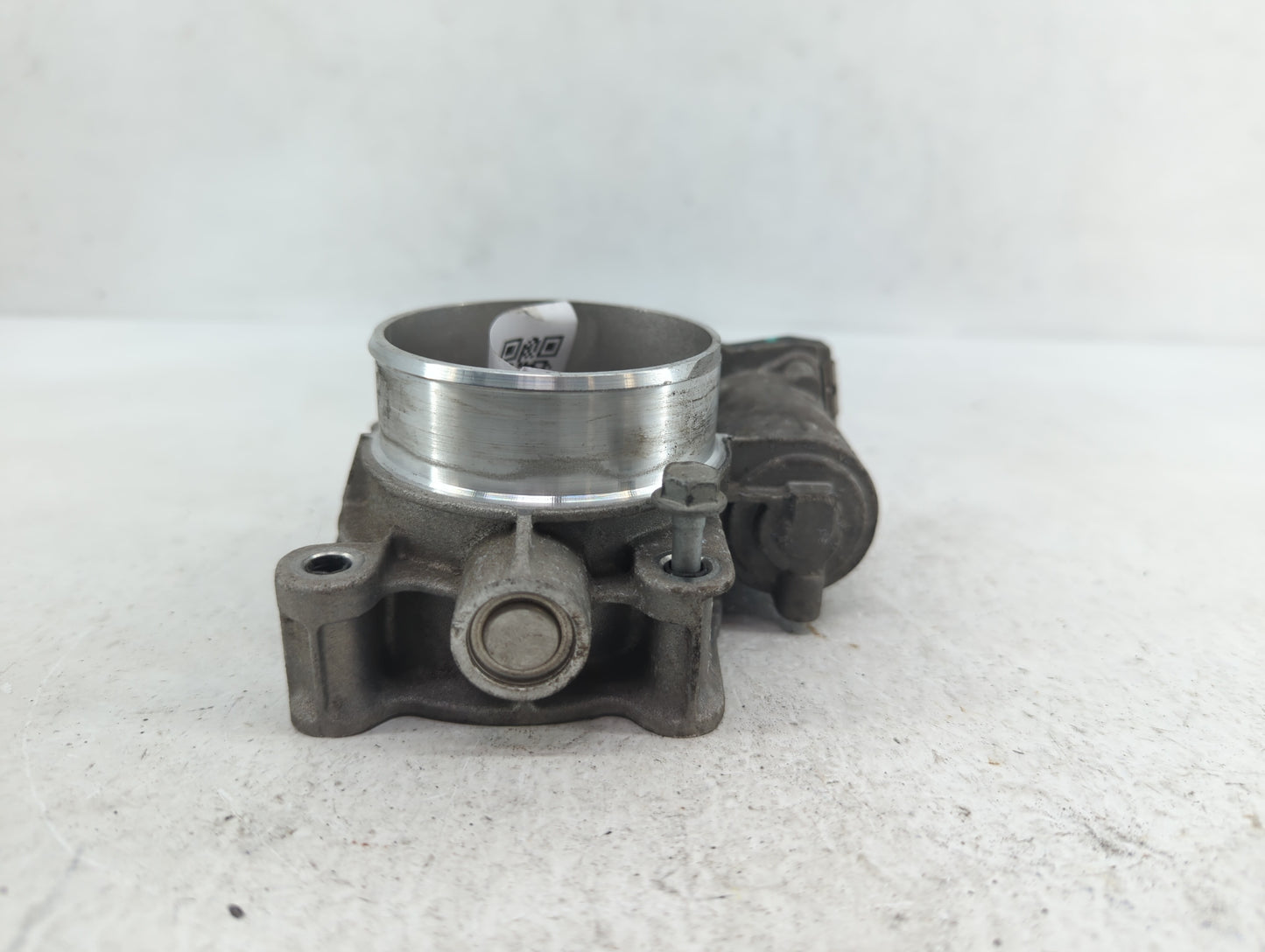 2016-2017 Chevrolet Equinox Throttle Body P/N:12669146AA 12632101CA, 12670834AA Fits Fits 2016 2017 OEM Used Auto Parts - Oe