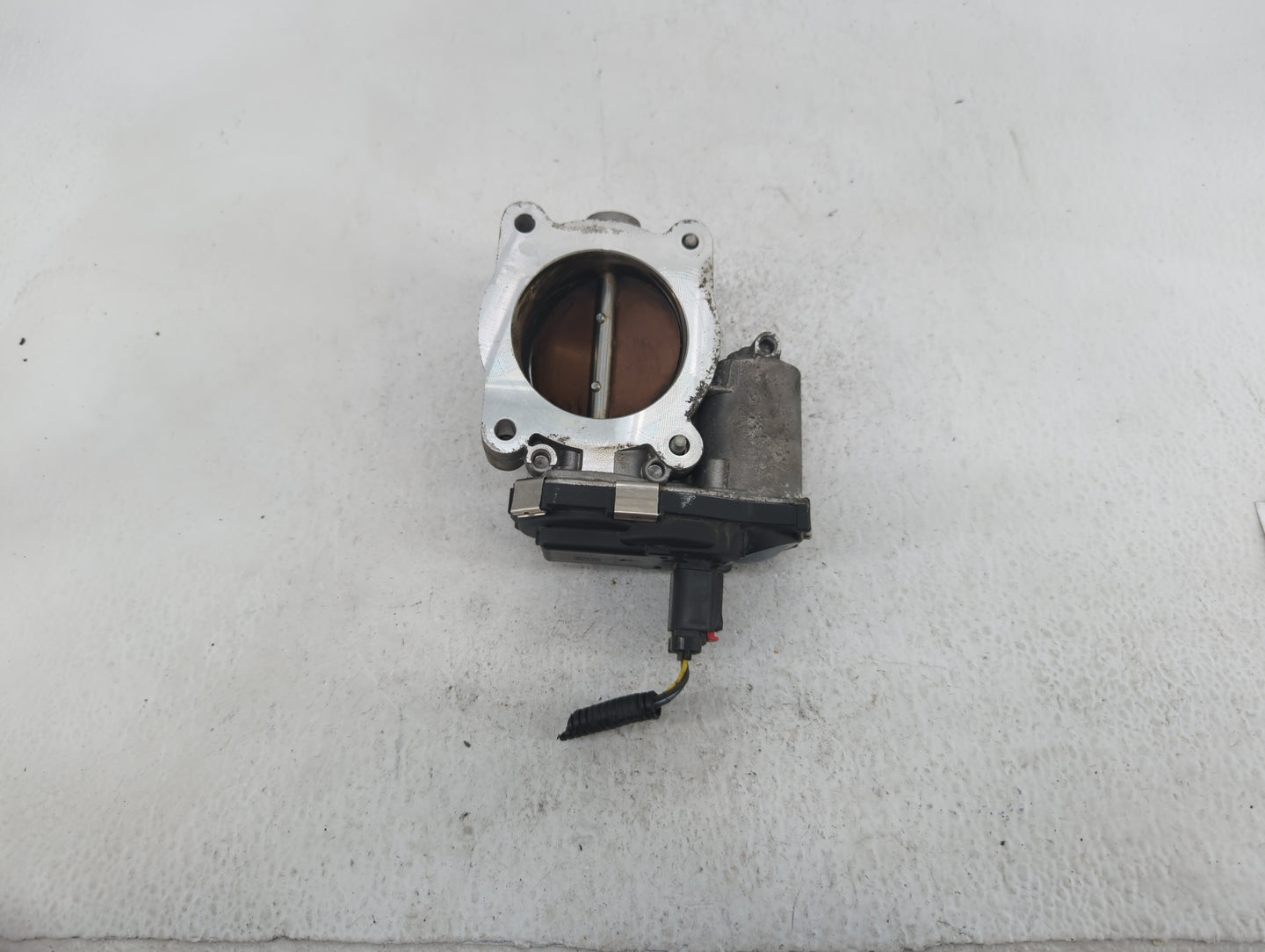 2016-2017 Chevrolet Equinox Throttle Body P/N:12669146AA 12632101CA, 12670834AA Fits Fits 2016 2017 OEM Used Auto Parts - Oe
