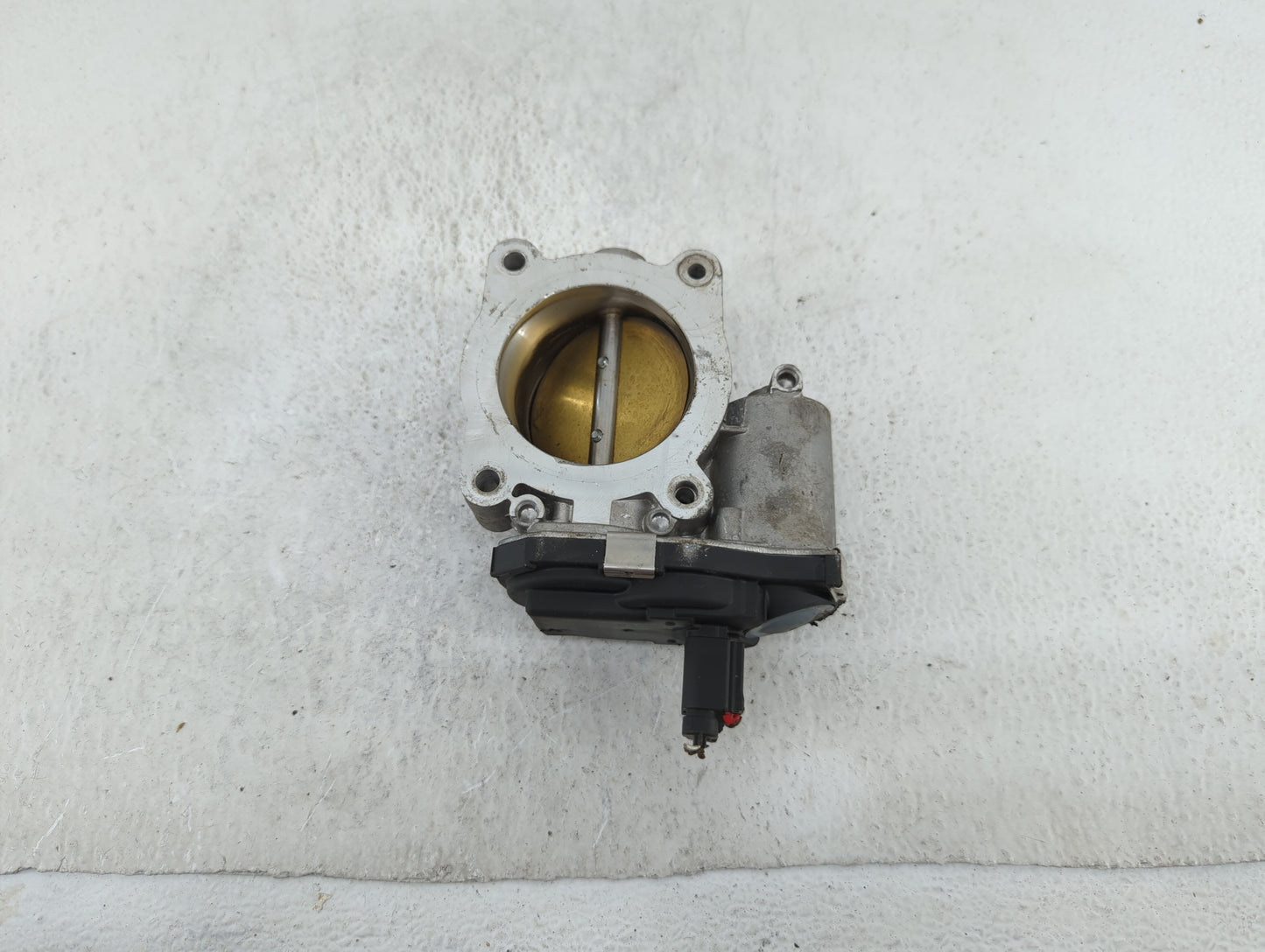 2016-2017 Chevrolet Equinox Throttle Body P/N:12669146AA 12632101CA, 12670834AA Fits Fits 2016 2017 OEM Used Auto Parts - Oe