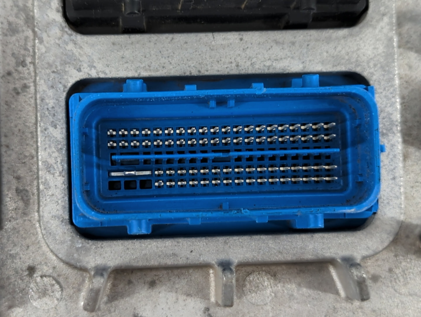 2017 Chevrolet Equinox PCM Engine Control Computer ECU ECM PCU OEM P/N:12698026 12702182, 12667189 Fits Fits 2018 2019 2020 