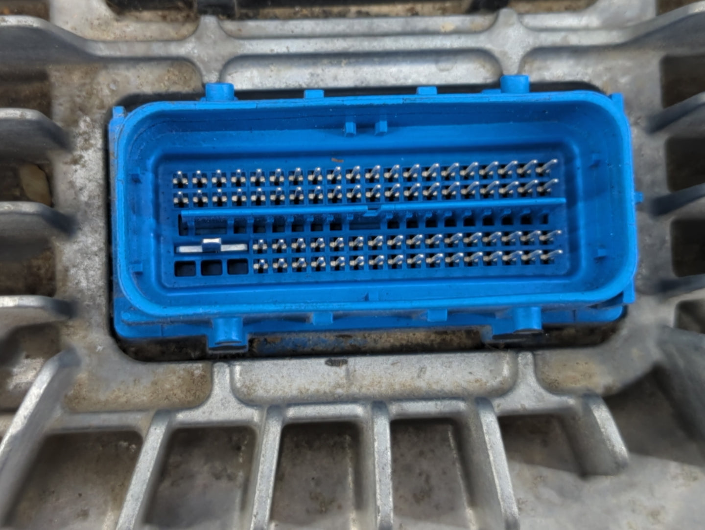 2017 Chevrolet Equinox PCM Engine Control Computer ECU ECM PCU OEM P/N:12667189 12667002, 12685918 Fits Fits 2018 2019 2020 