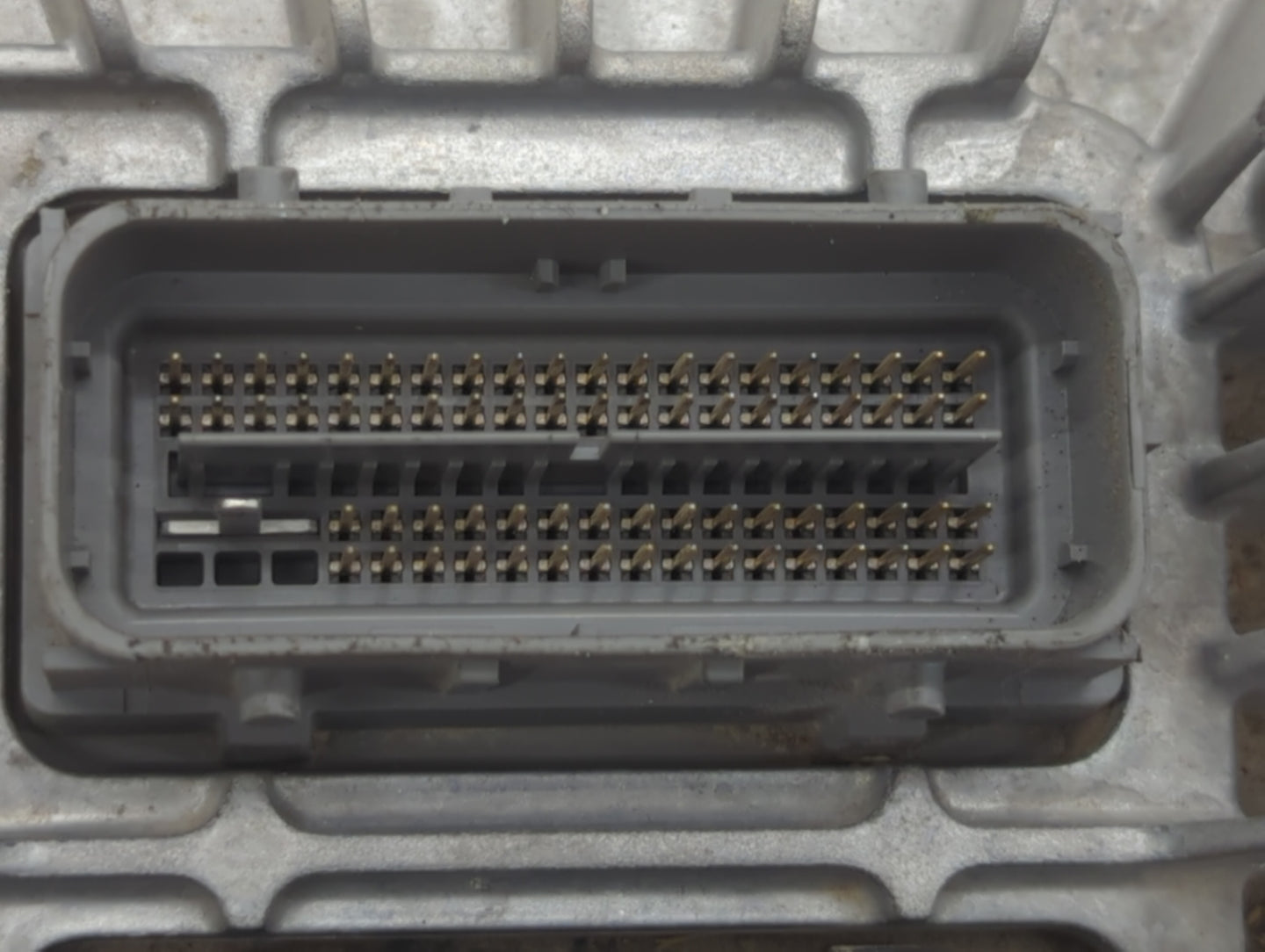 2017 Chevrolet Equinox PCM Engine Control Computer ECU ECM PCU OEM P/N:12667002 12666068, 12667189 Fits Fits 2018 2019 2020 