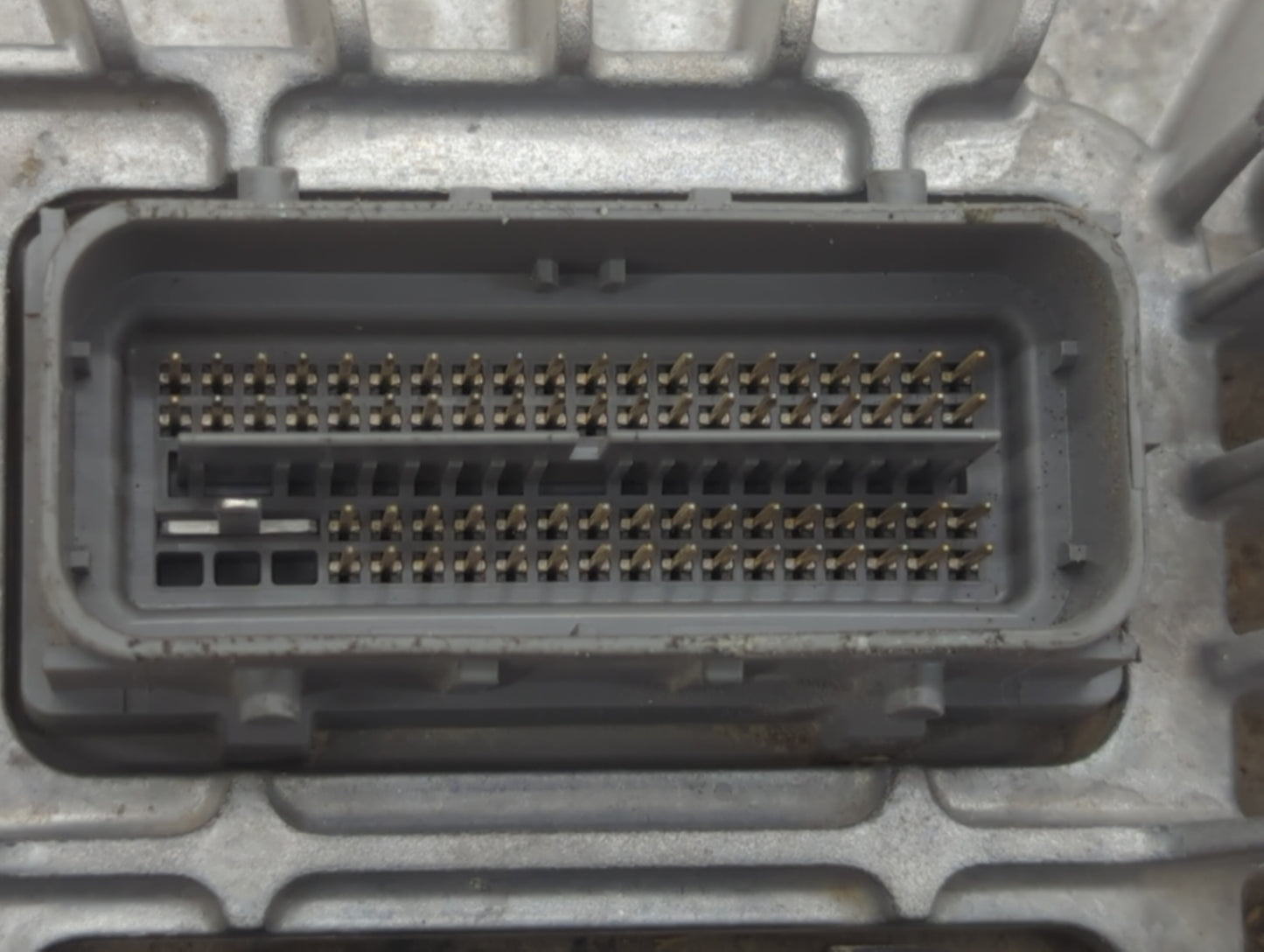 2017 Chevrolet Equinox PCM Engine Control Computer ECU ECM PCU OEM P/N:12667002 12666068, 12667189 Fits Fits 2018 2019 2020 