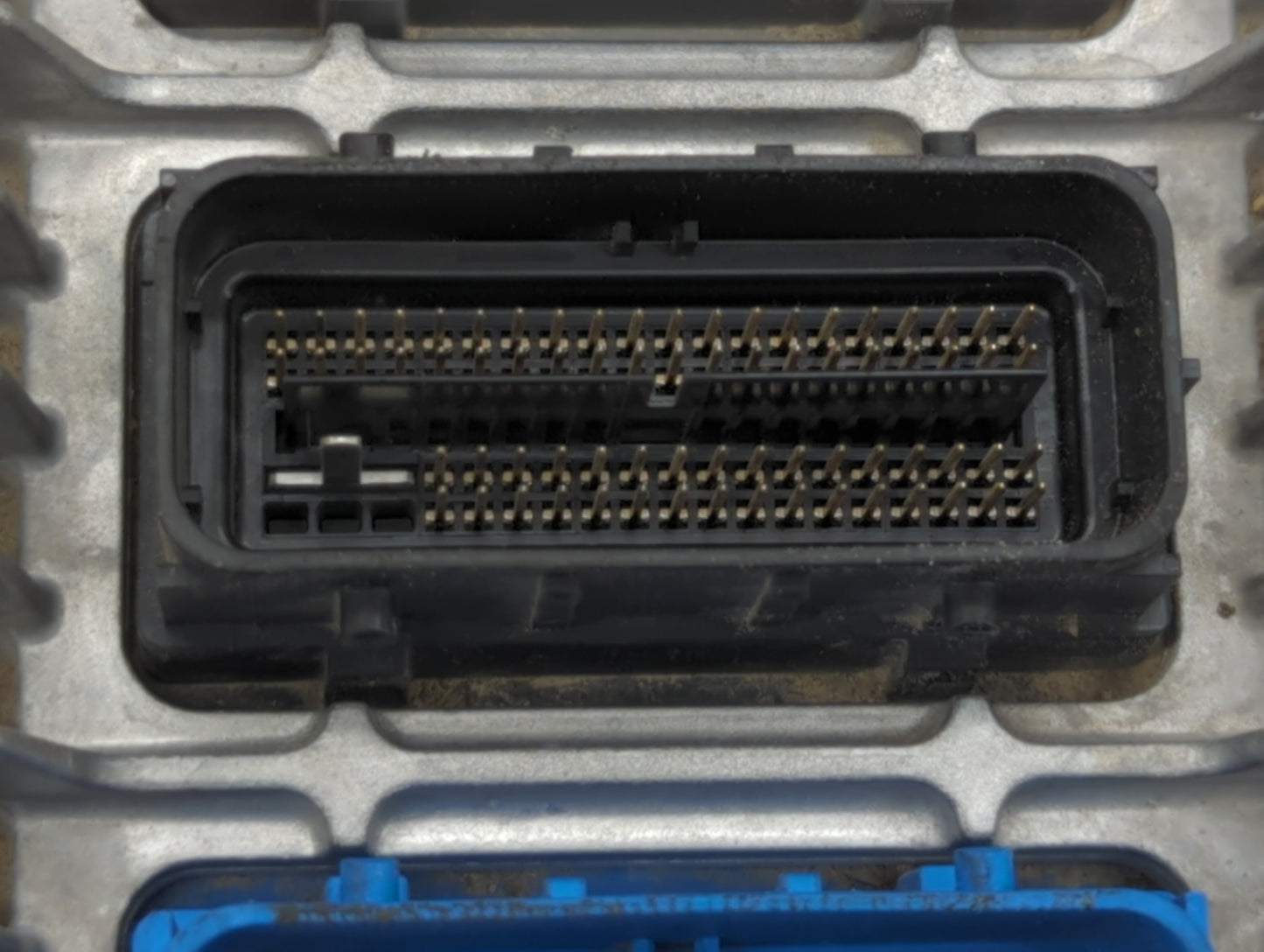 2017 Chevrolet Equinox PCM Engine Control Computer ECU ECM PCU OEM P/N:12667002 12666068, 12667189 Fits Fits 2018 2019 2020 