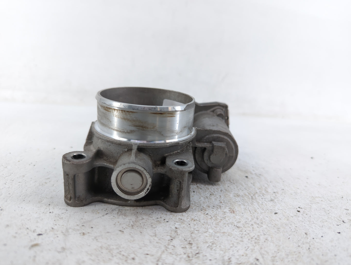 2016-2017 Chevrolet Equinox Throttle Body P/N:12669146AA 12632101CA, 12670834AA Fits Fits 2016 2017 OEM Used Auto Parts - Oe