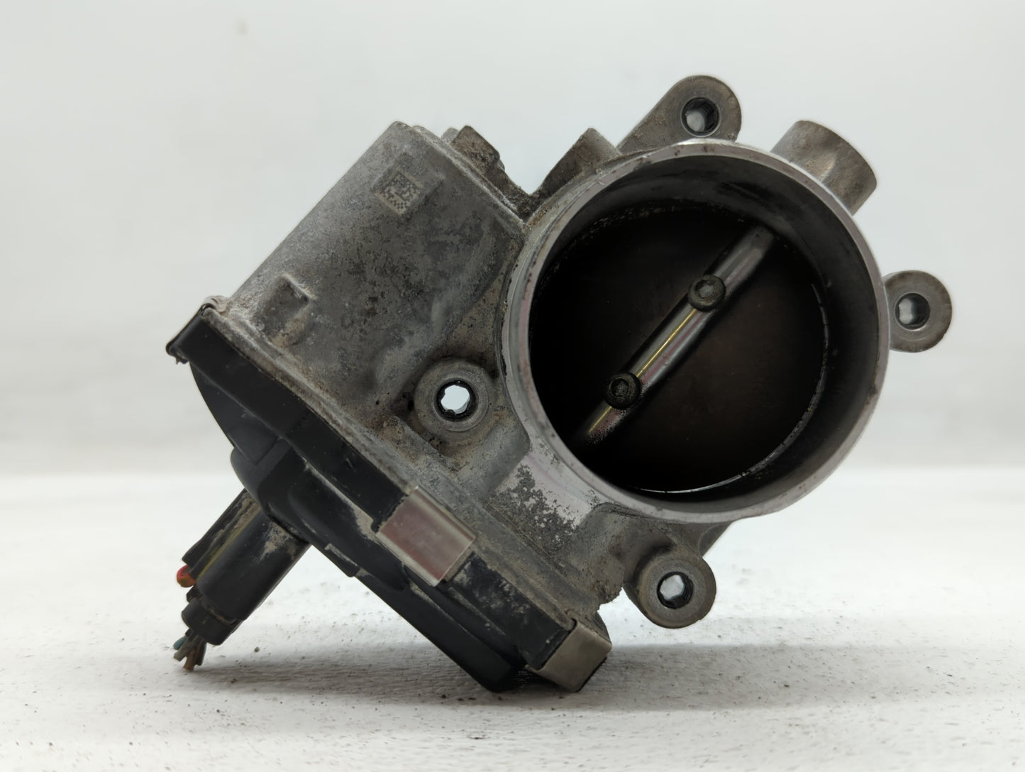 2016-2017 Chevrolet Equinox Throttle Body P/N:12632101CA 12669146AA, 12670834AA Fits Fits 2016 2017 OEM Used Auto Parts - Oe