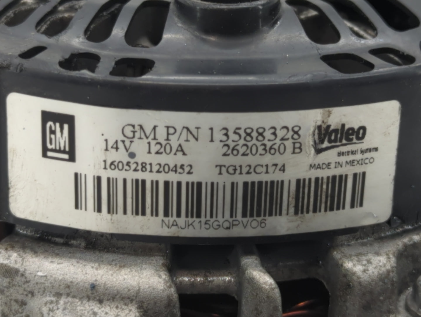 2010-2017 Chevrolet Equinox Alternator Replacement Generator Charging Assembly Engine OEM P/N:13500315 13588328 Fits OEM Use